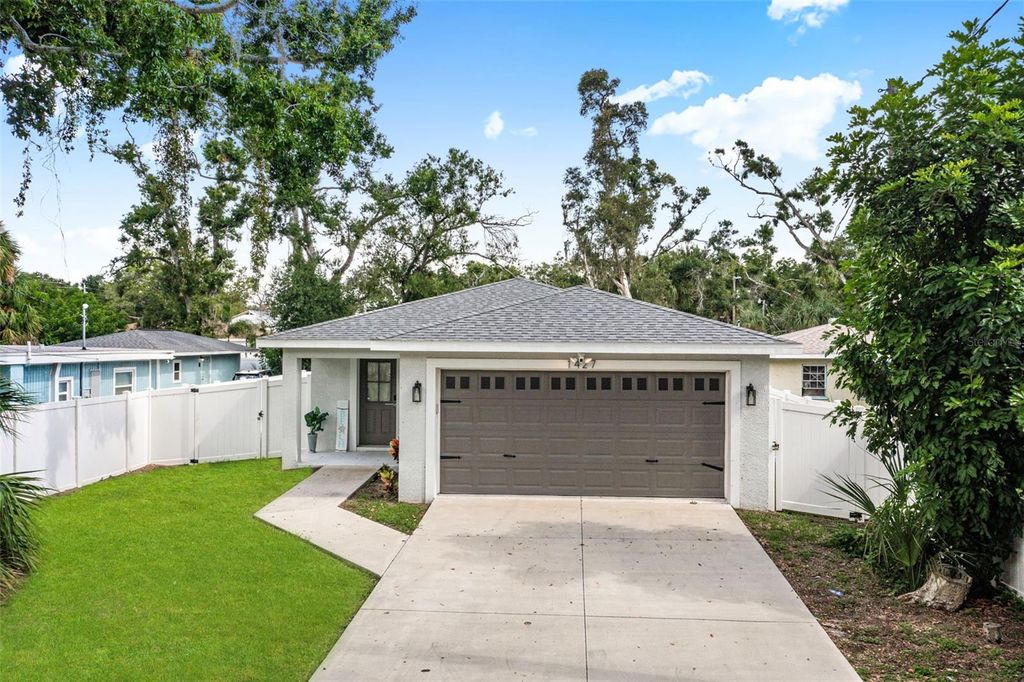 Photo of 1427 18th Street, Sarasota, FL 34234 (MLS # A4663177)