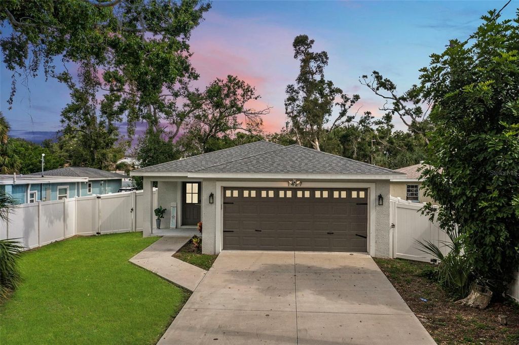 Photo of 1427 18th Street, Sarasota, FL 34234 (MLS # A4663177)