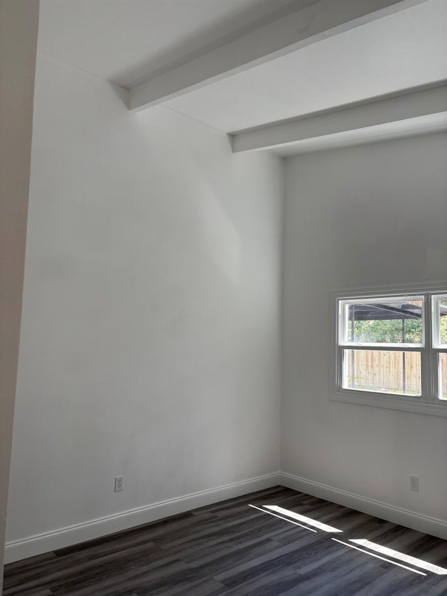 HIGHLAND COURT MANOR - Residential