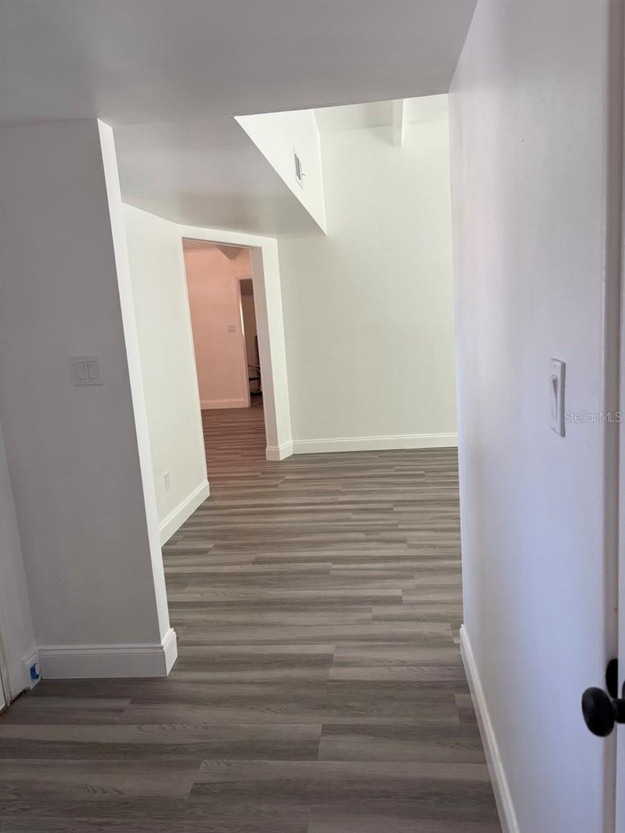 HIGHLAND COURT MANOR - Residential