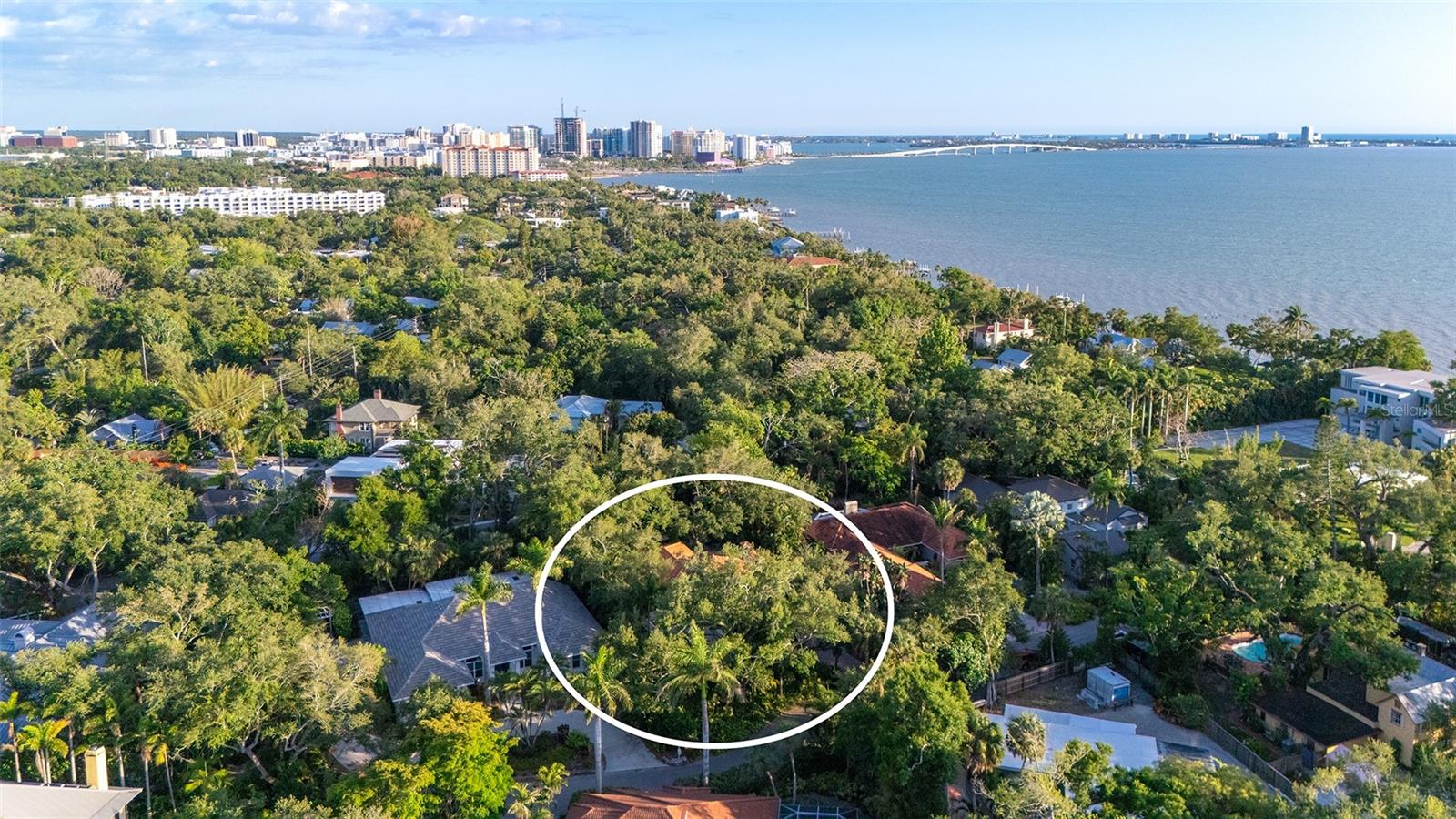 OLD OAKS - Residential