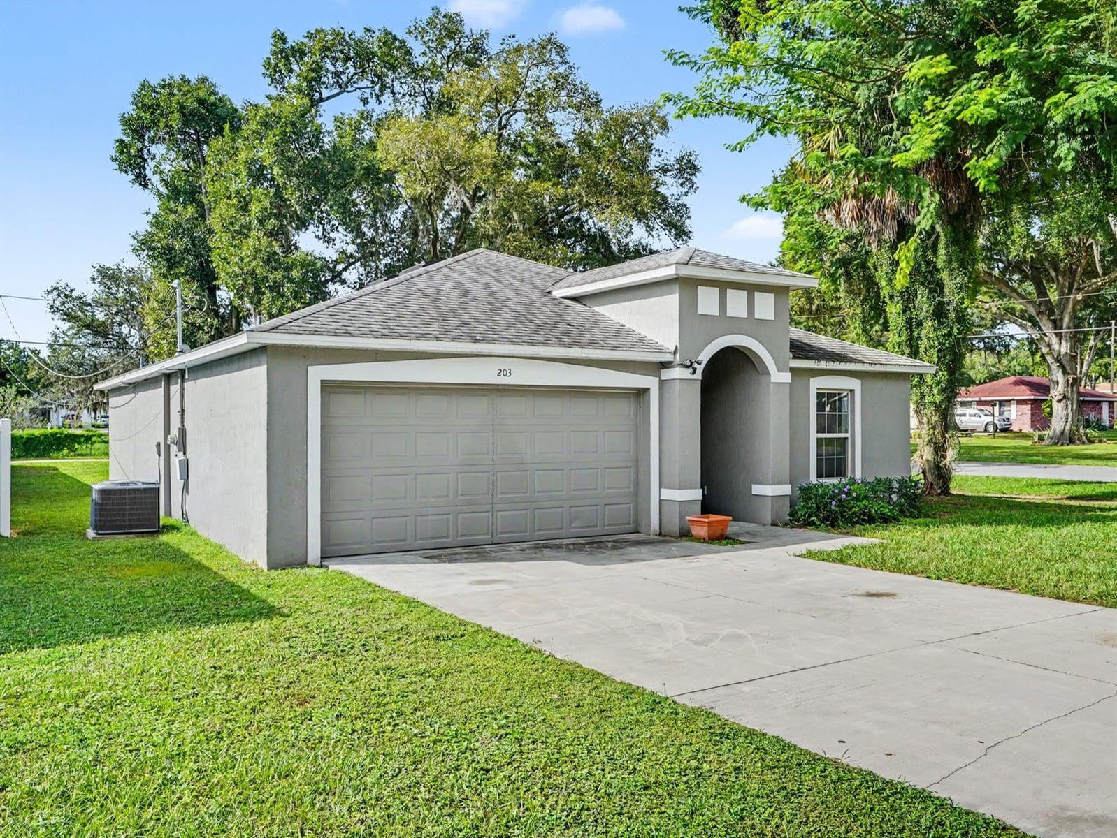 203 MAPLE STREET EAST