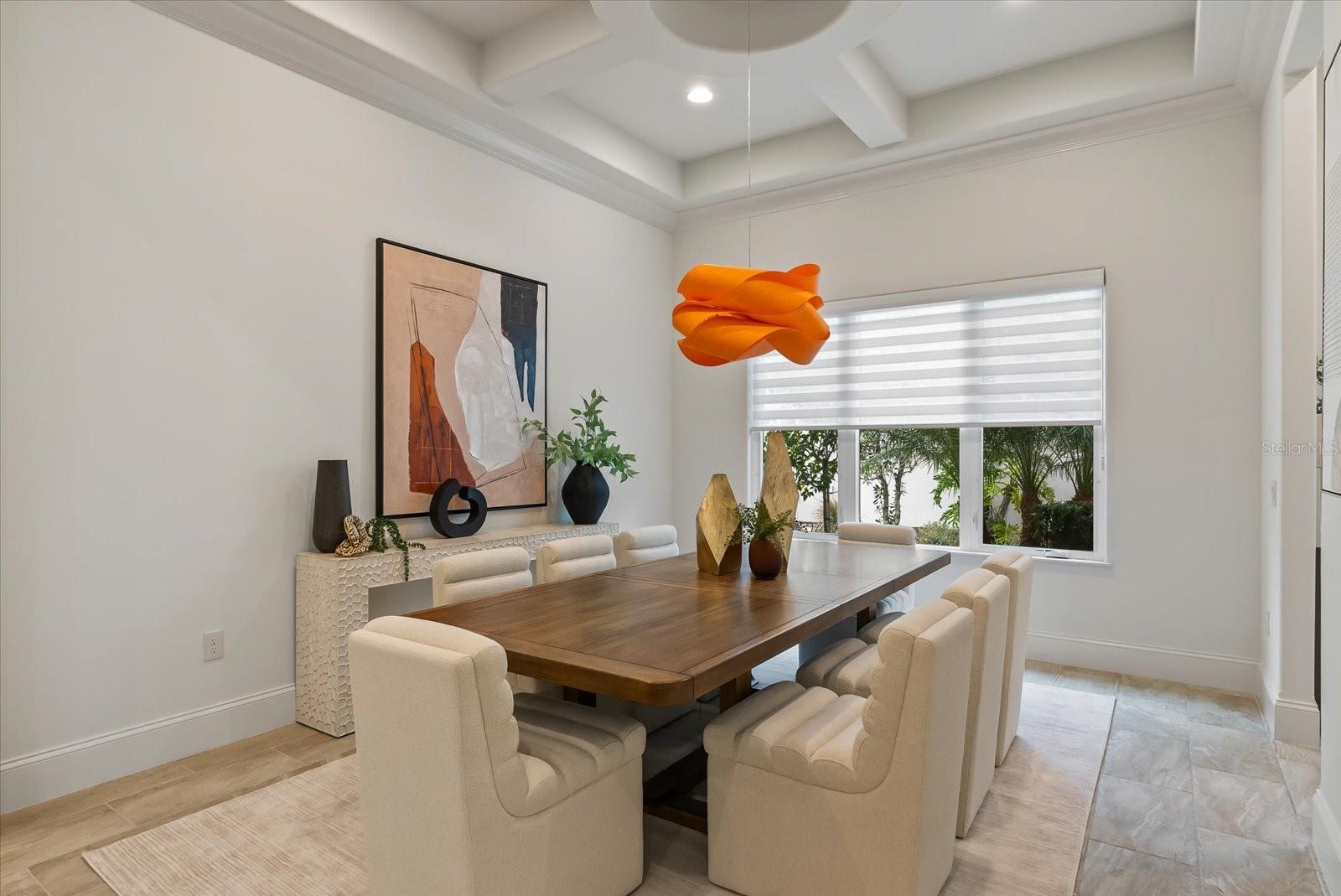 FOUNDERS CLUB - Residential