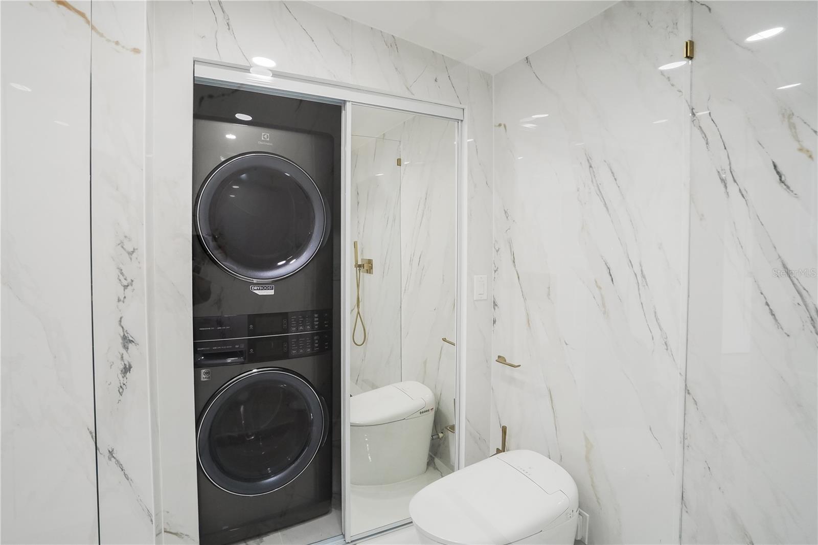 PORT CHARLOTTE SUB 13 - Residential Lease