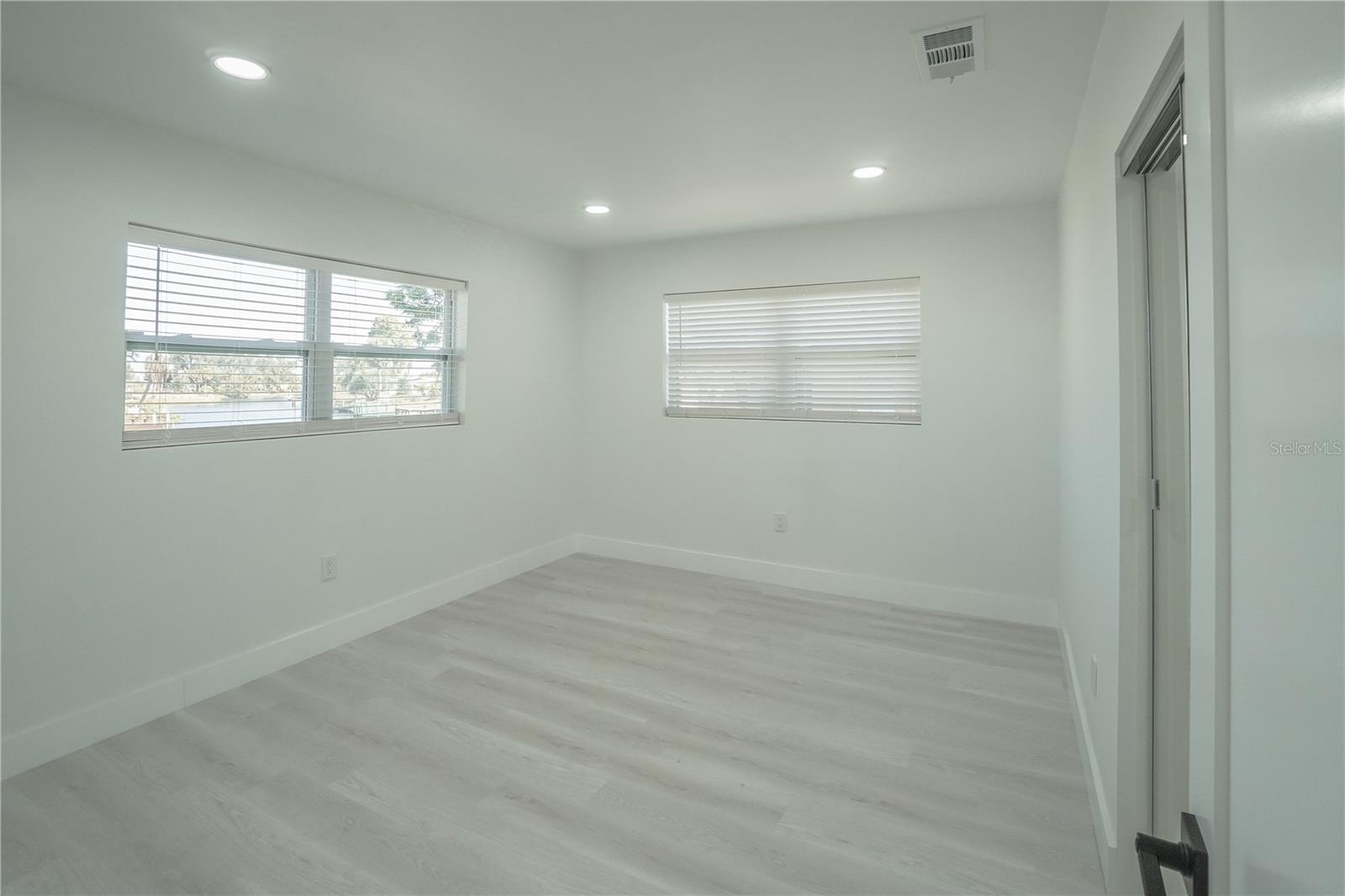 PORT CHARLOTTE SUB 13 - Residential Lease