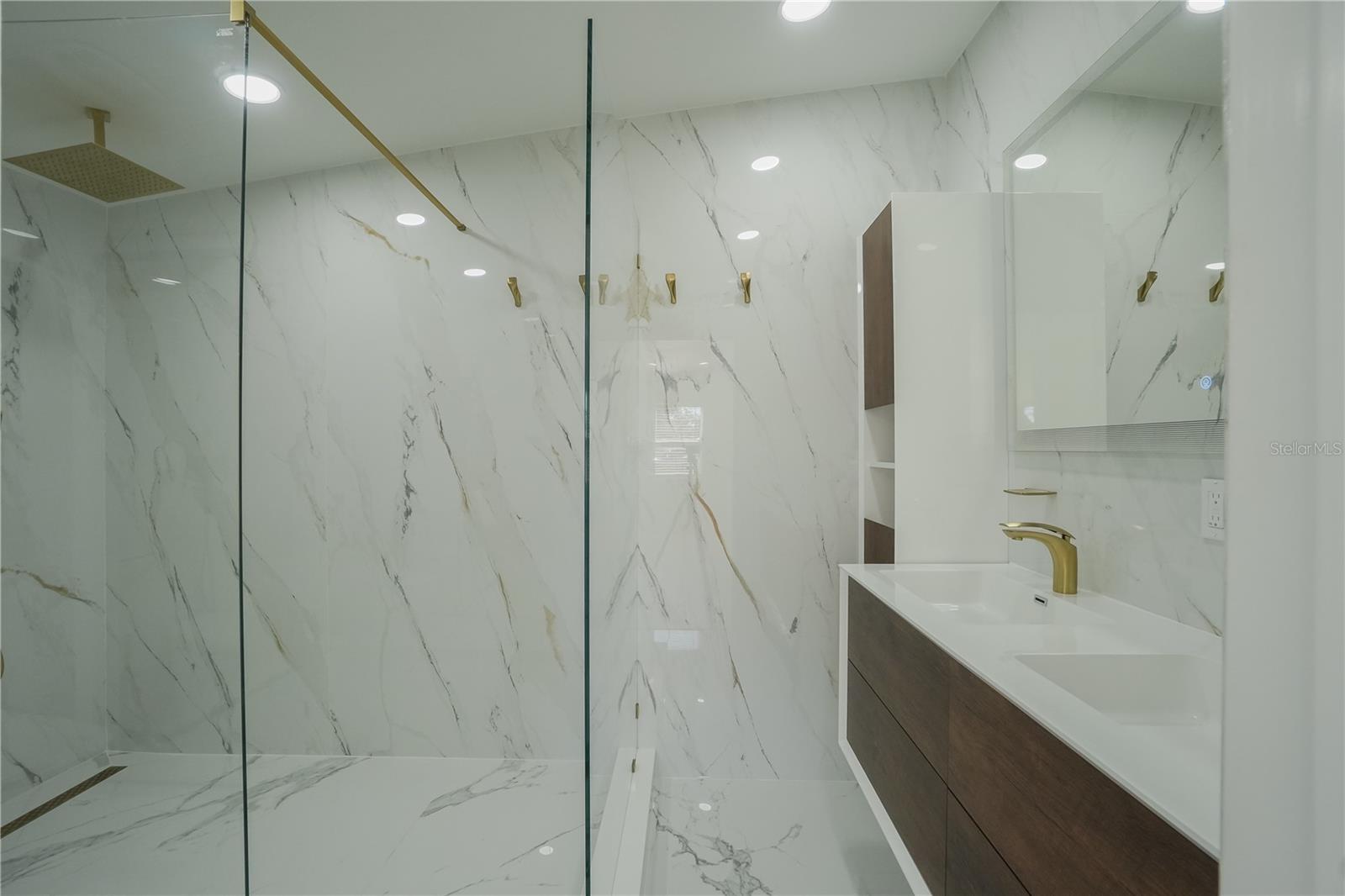 PORT CHARLOTTE SUB 13 - Residential Lease