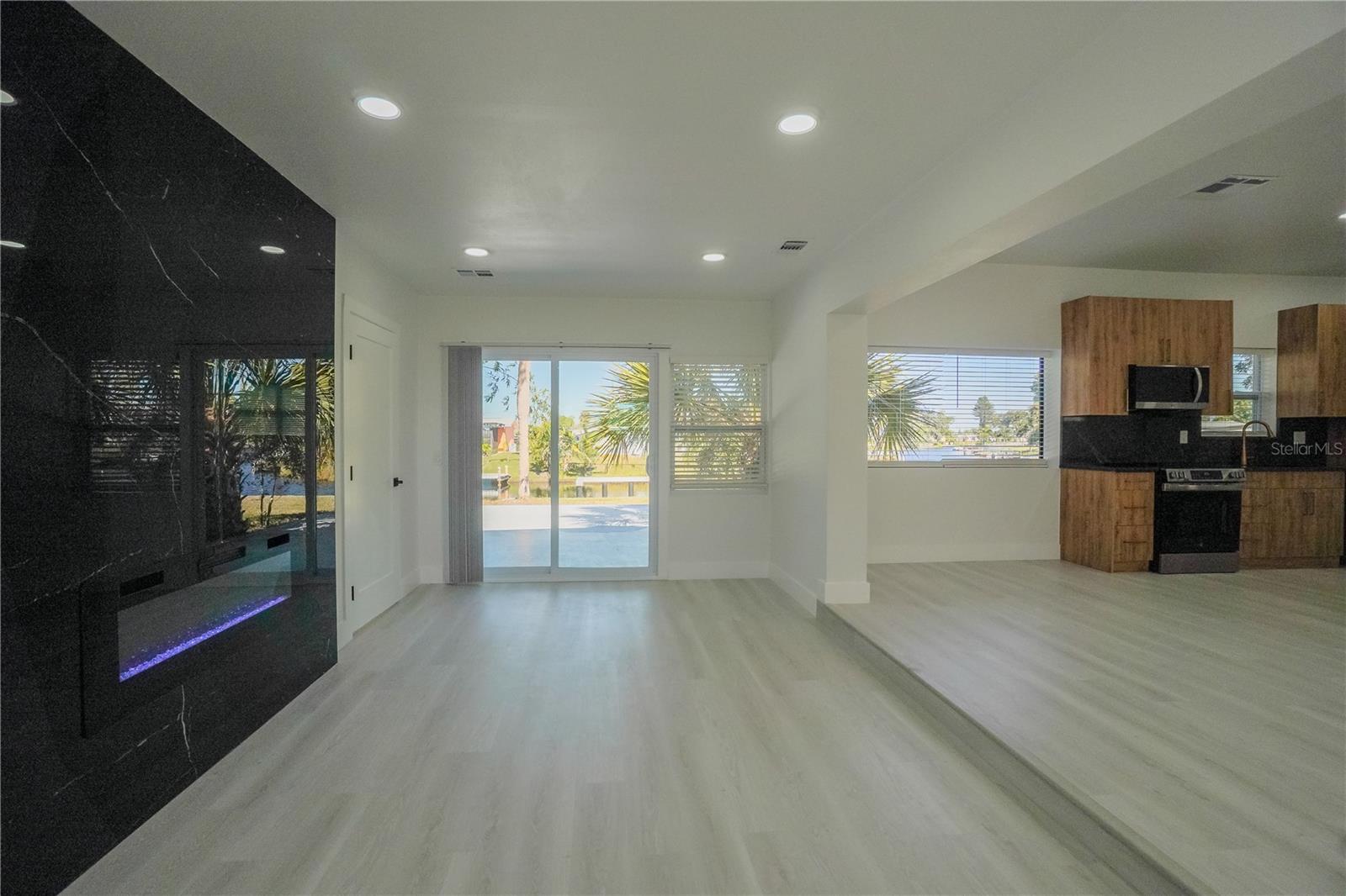 PORT CHARLOTTE SUB 13 - Residential Lease