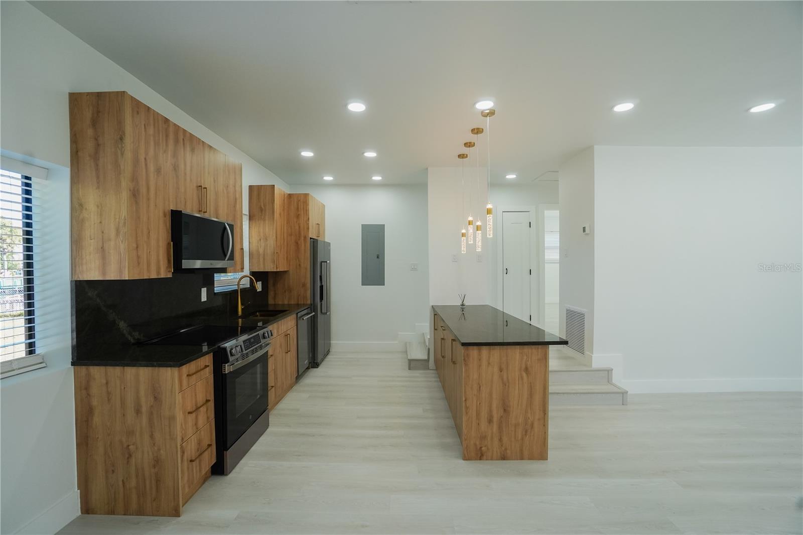 PORT CHARLOTTE SUB 13 - Residential Lease