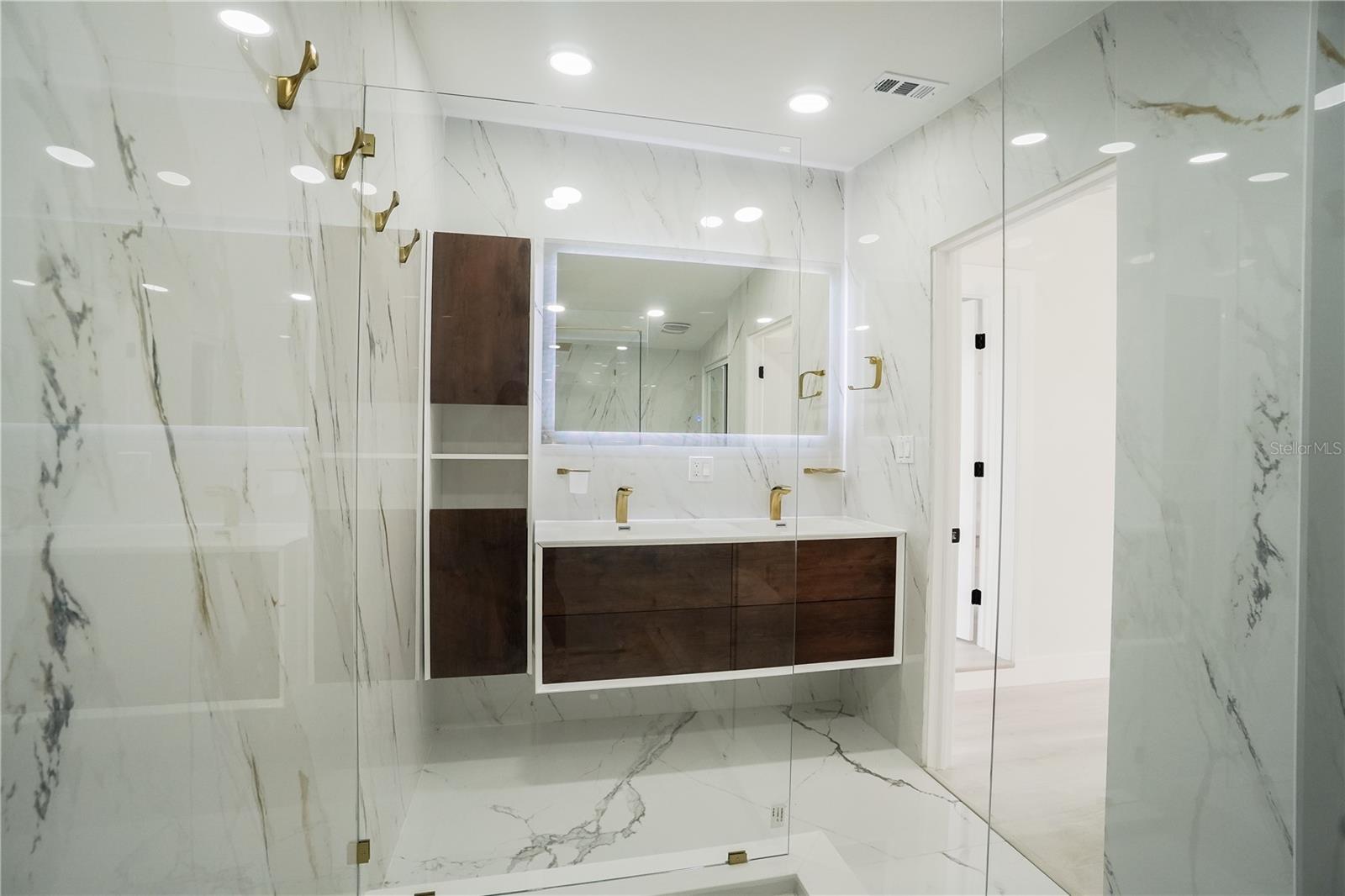 PORT CHARLOTTE SUB 13 - Residential Lease