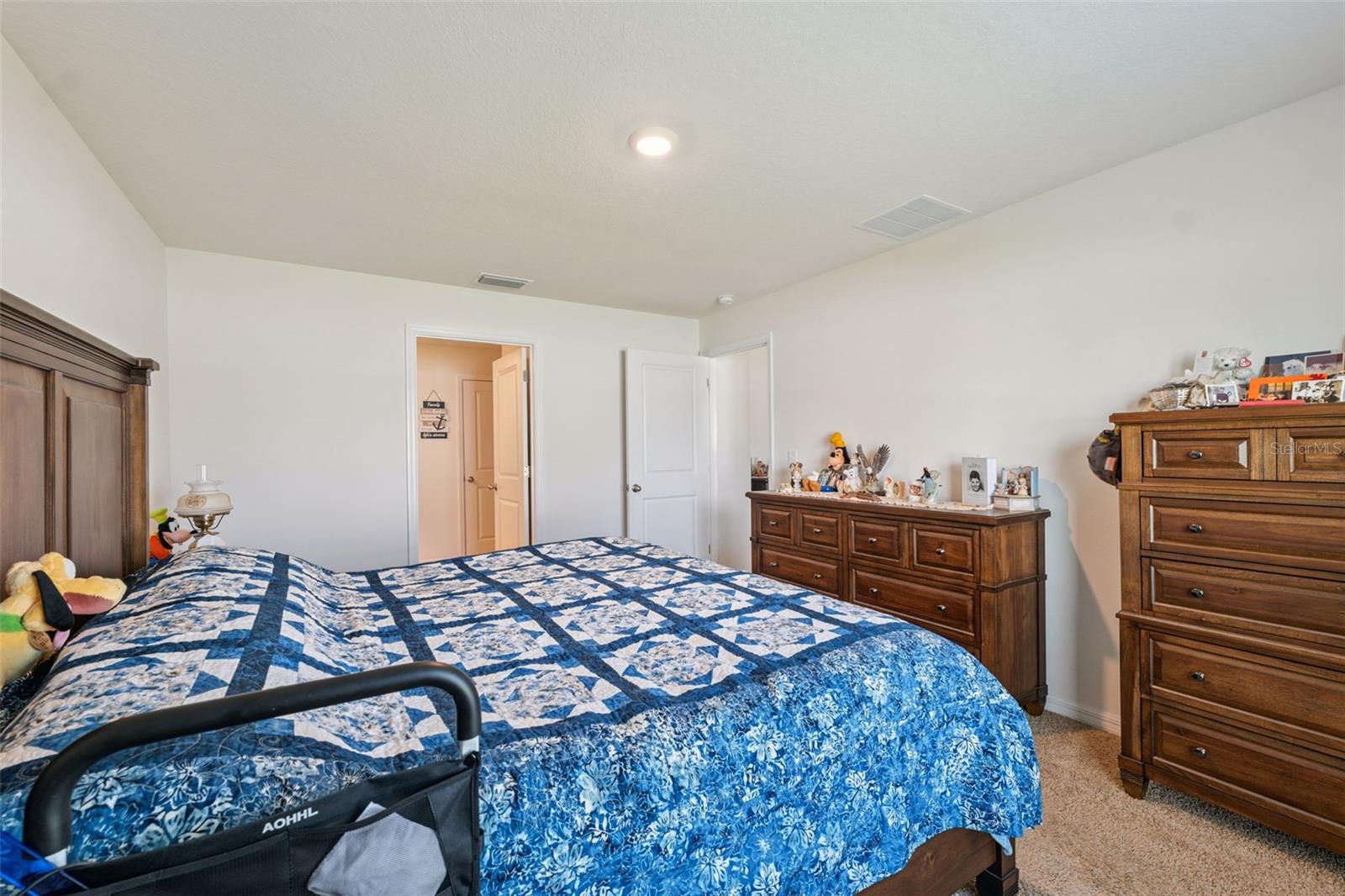 BARRINGTON/STERLING HILL - Residential