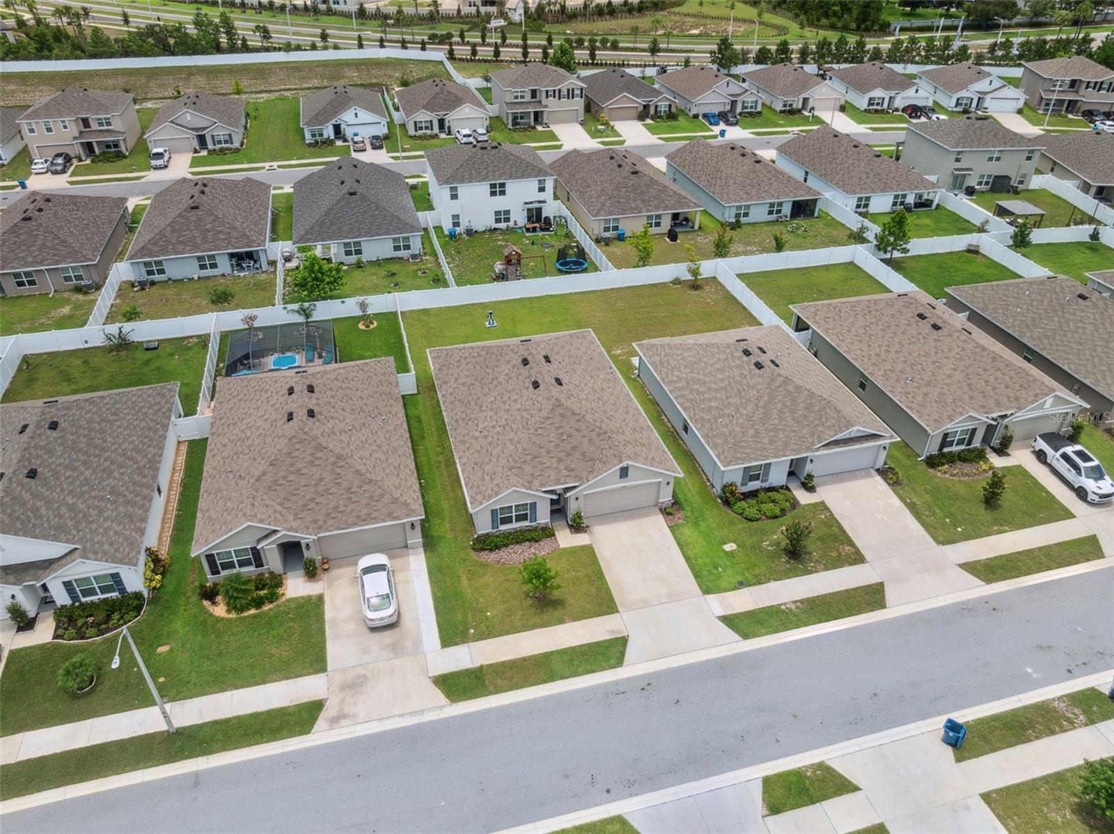 BARRINGTON/STERLING HILL - Residential