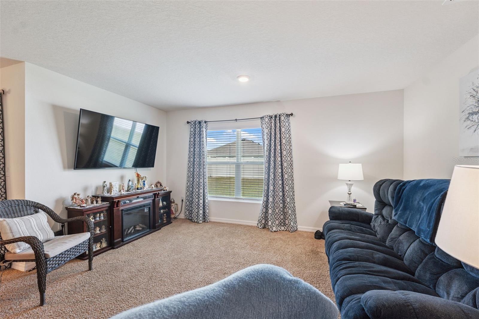 BARRINGTON/STERLING HILL - Residential