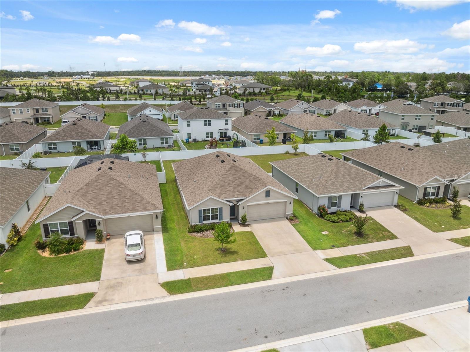 BARRINGTON/STERLING HILL - Residential