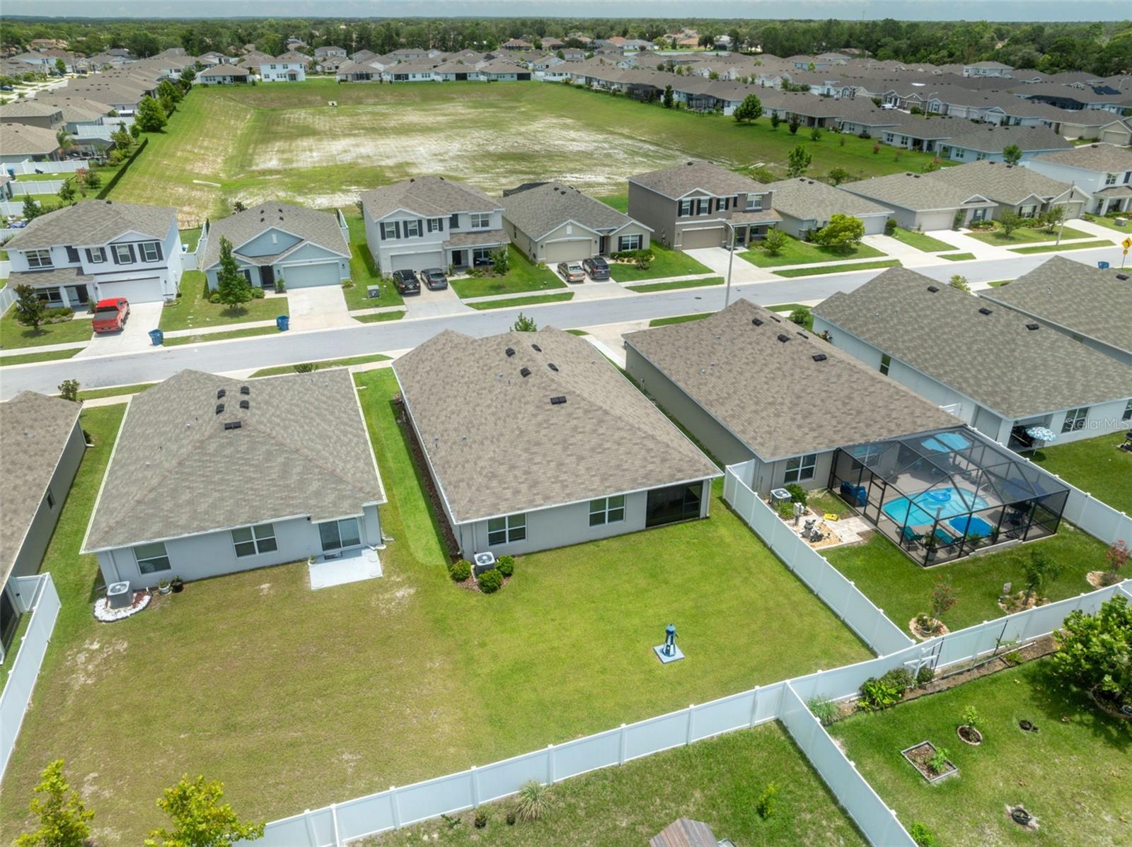 BARRINGTON/STERLING HILL - Residential