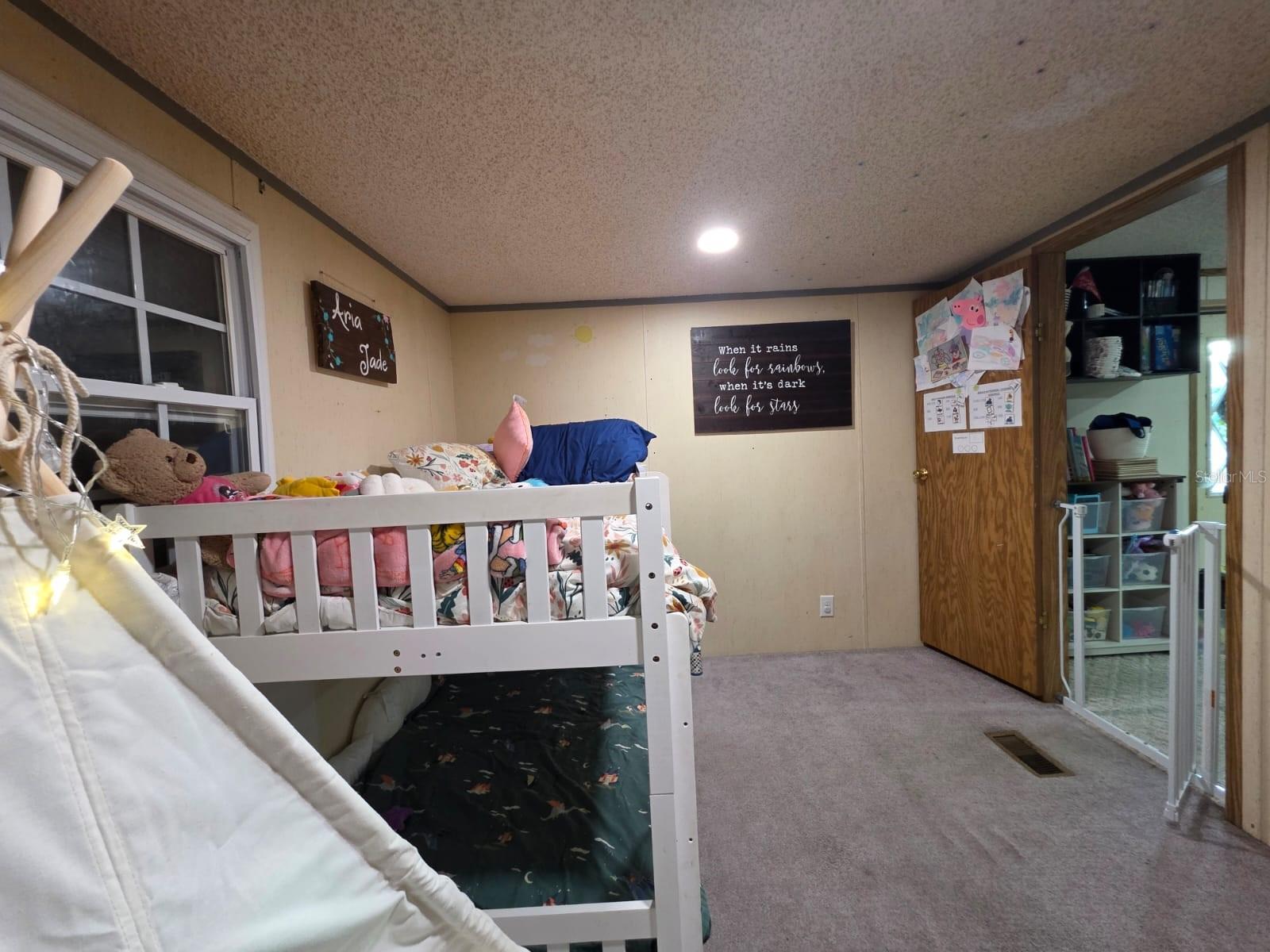 MOBILE HOME MEADOWS - Residential