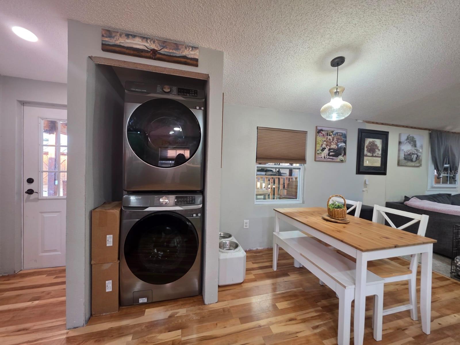 MOBILE HOME MEADOWS - Residential