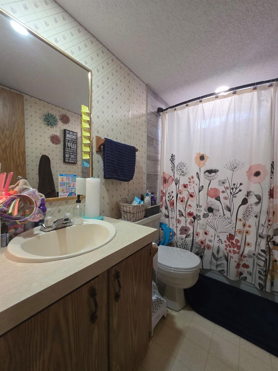 MOBILE HOME MEADOWS - Residential