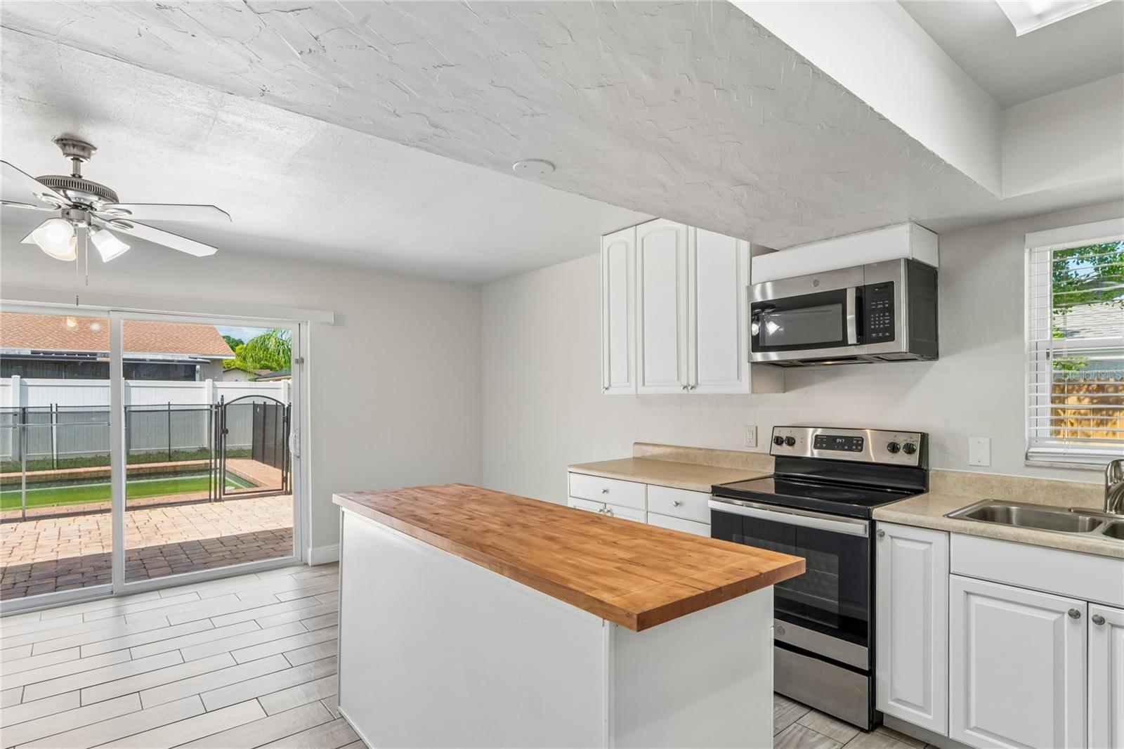 BARRINGTON SUB UNIT A - Residential