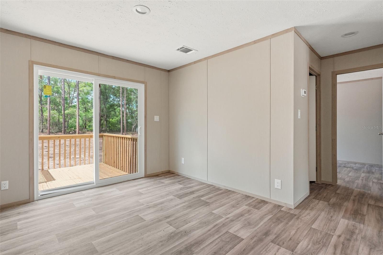 UNIVERSITY ESTATES - Residential