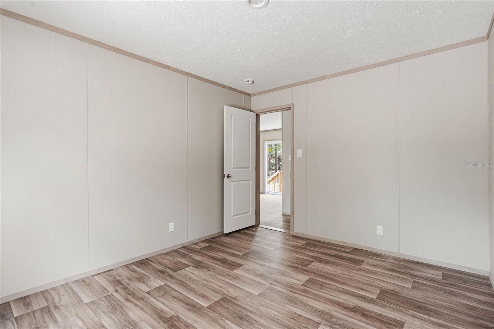 UNIVERSITY ESTATES - Residential