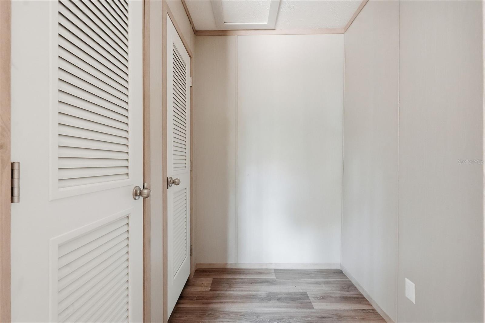 UNIVERSITY ESTATES - Residential