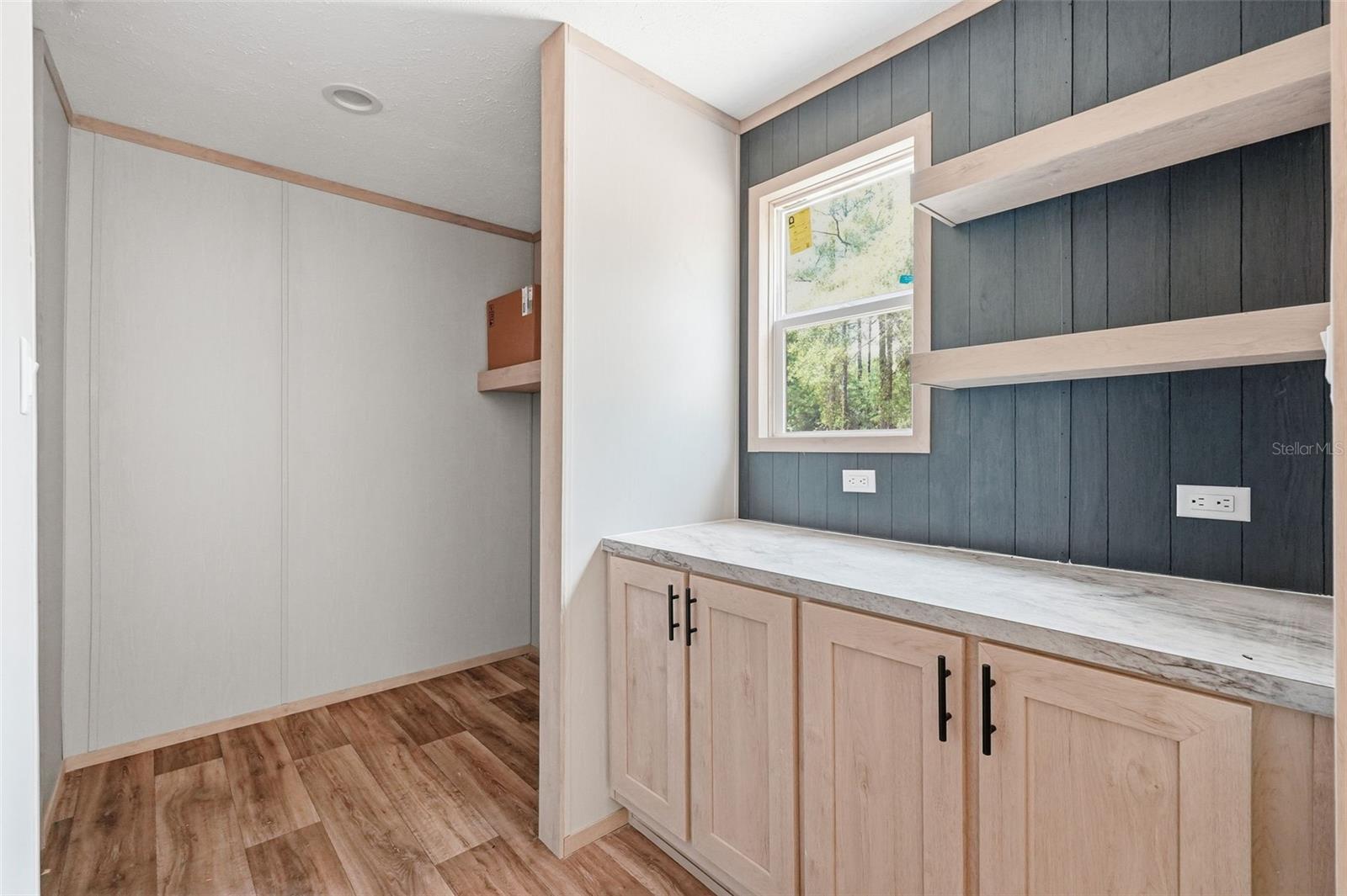 UNIVERSITY ESTATES - Residential