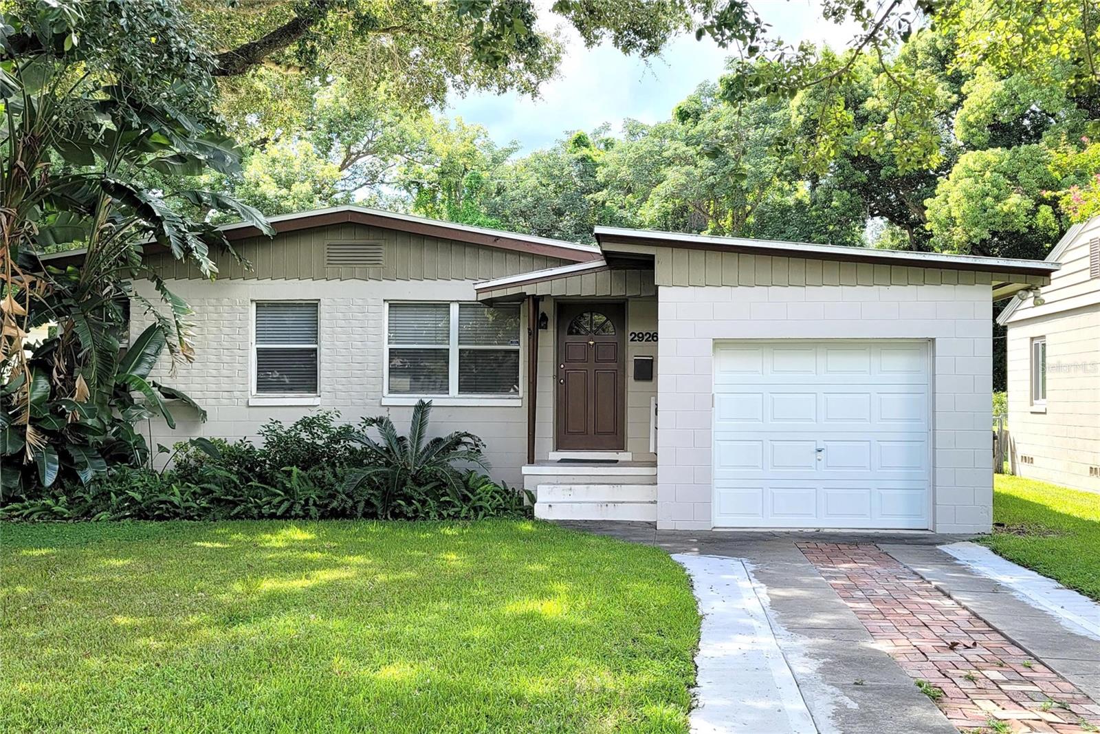 Desirable Downtown Orlando Bungalow in the Heart of College Park, clean and crisp, steps away from the Dubsdread Golfcourse! Home features dining room/Florida room, wood floors, one car attached garage, washer and dryer, rent includes lawn service. Step outside to a large back yard and relax on a large wood deck for entertaining guest. Minutes from Winter Park, Downtown Orlando, airport and easily accessible from I-4 and the 408.