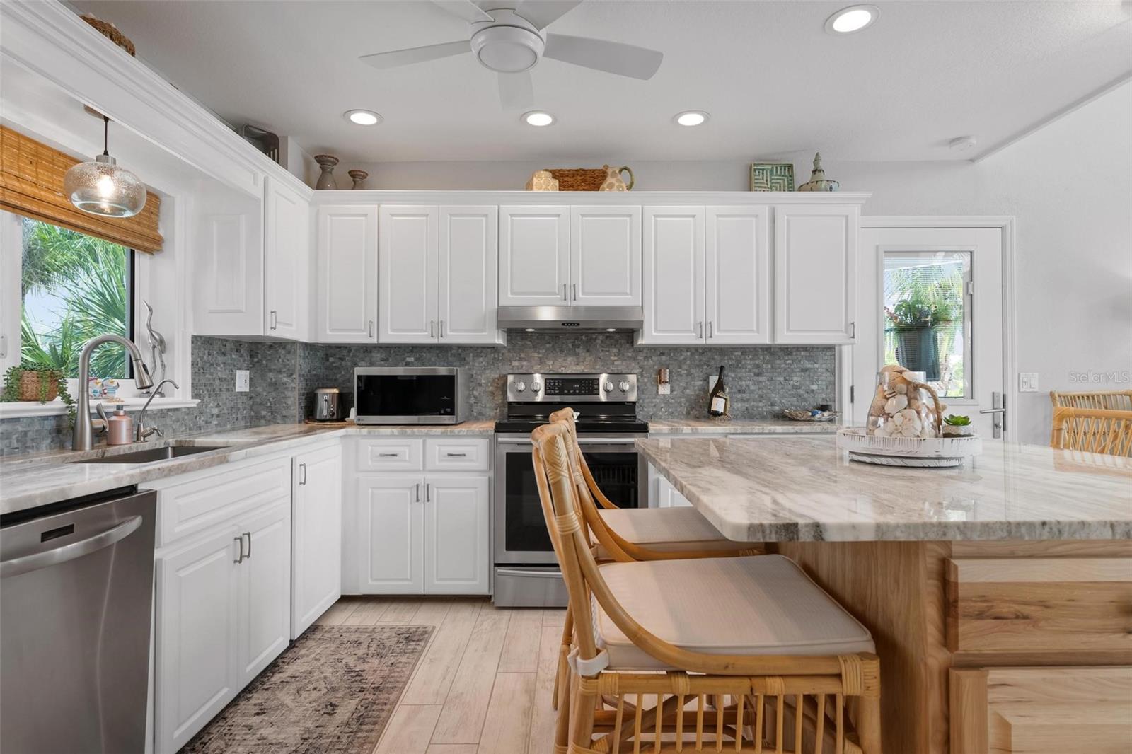 PALM ISLAND ESTATES UNIT 1 - Residential
