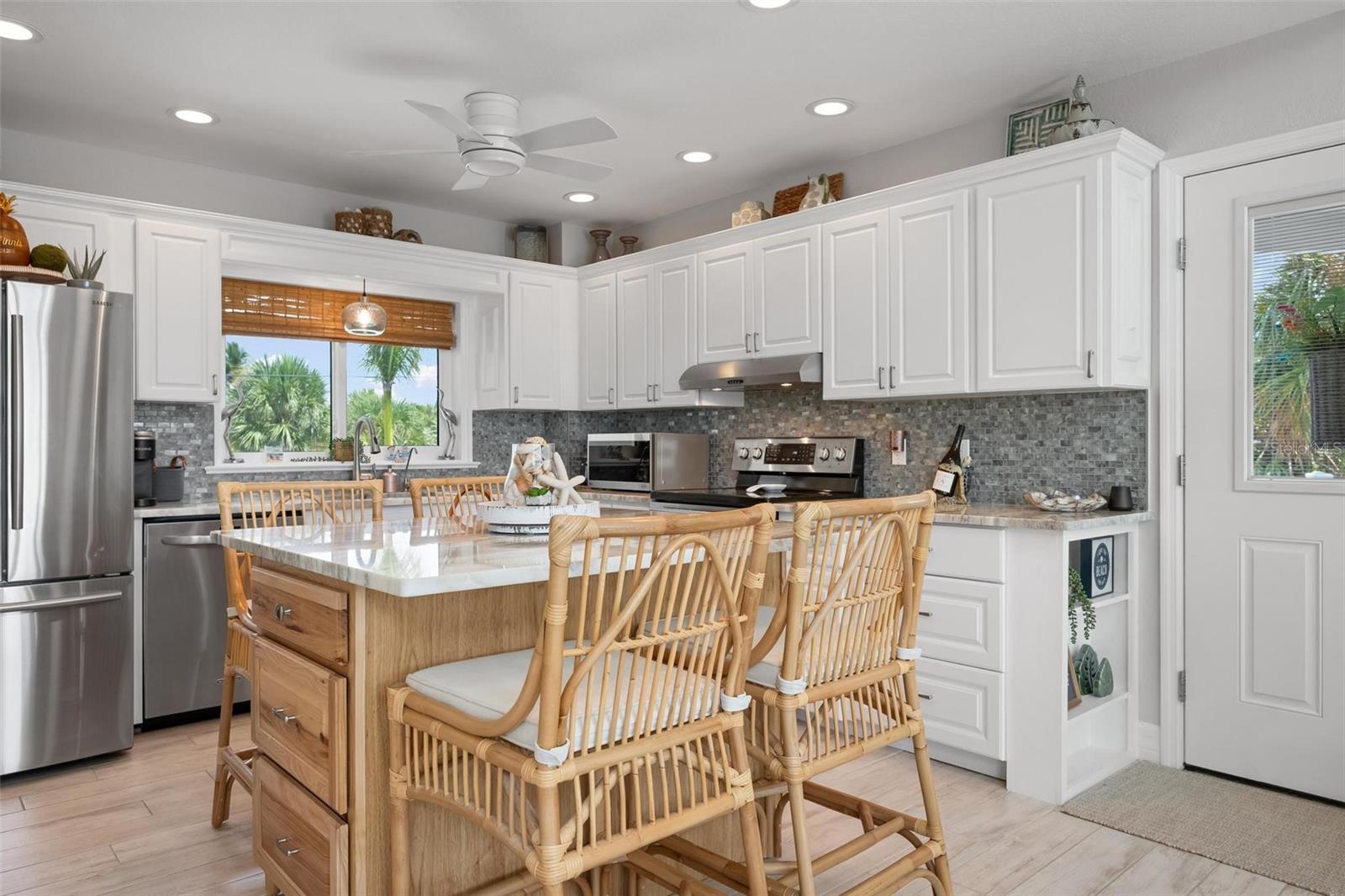 PALM ISLAND ESTATES UNIT 1 - Residential