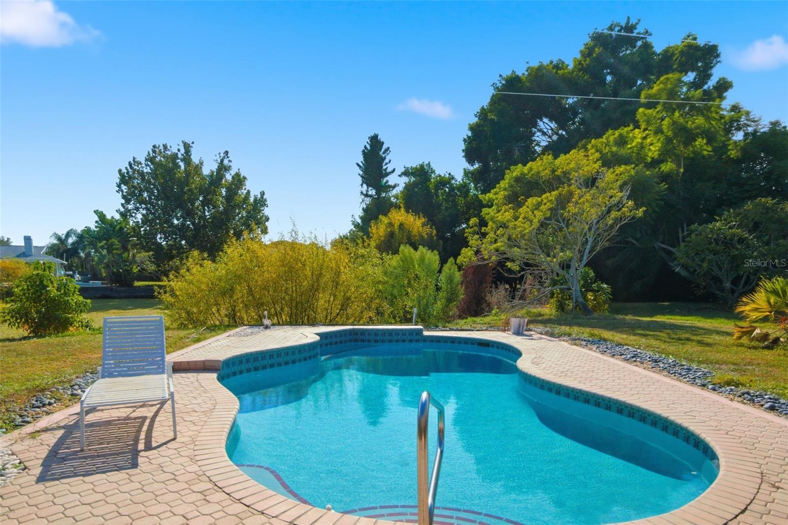 PALMA SOLA WOODS II - Residential