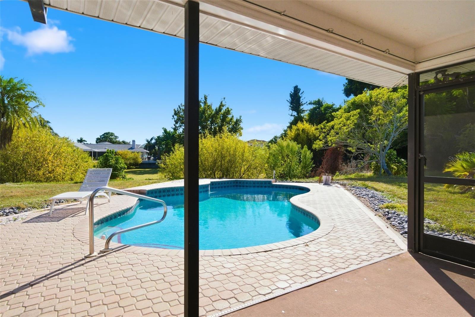 PALMA SOLA WOODS II - Residential