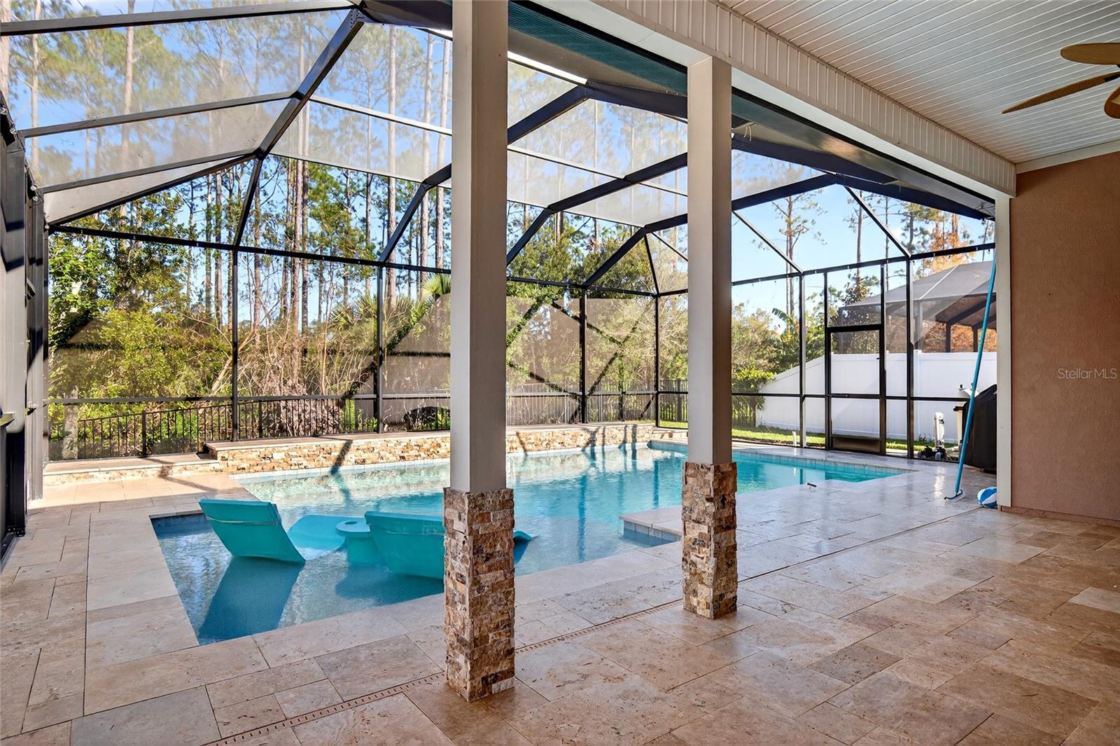 GRAND LNDGS-PH 38 - Residential