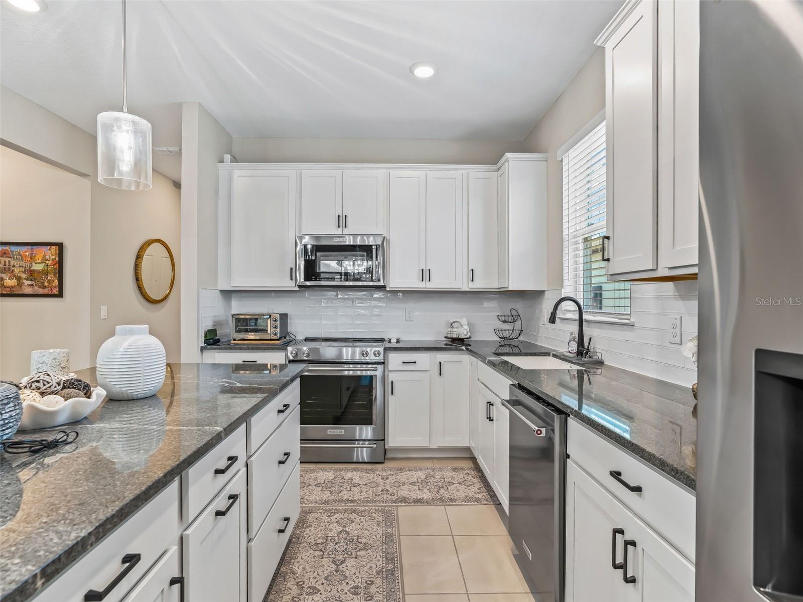 STONE CREEK, STONE CRK - Residential