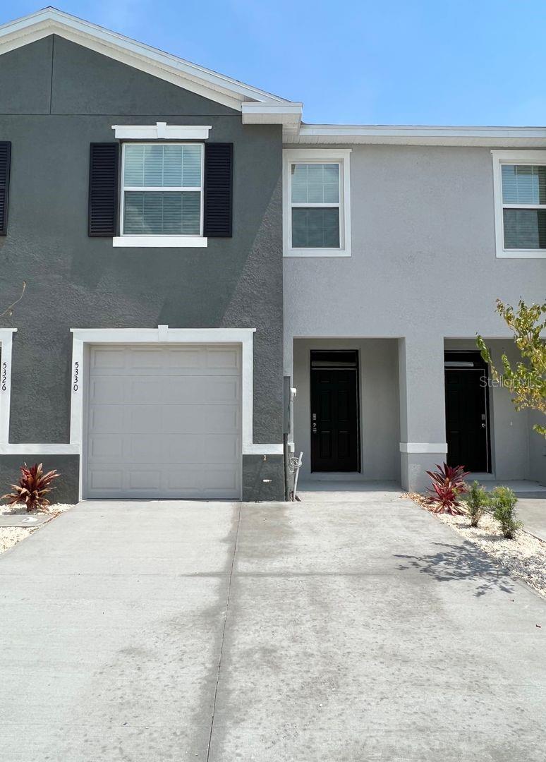 Photo of 5330 Dragonfly Drive, Wildwood, FL 34785 (MLS # TB8534846)