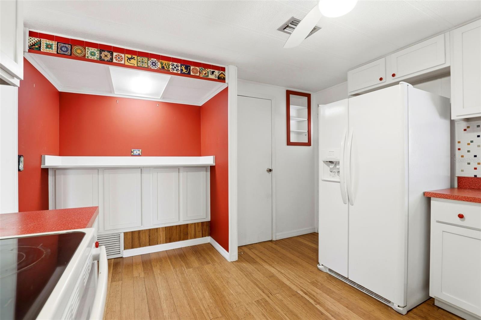 TAVARES LAKE FRANCES ESTATES - Residential