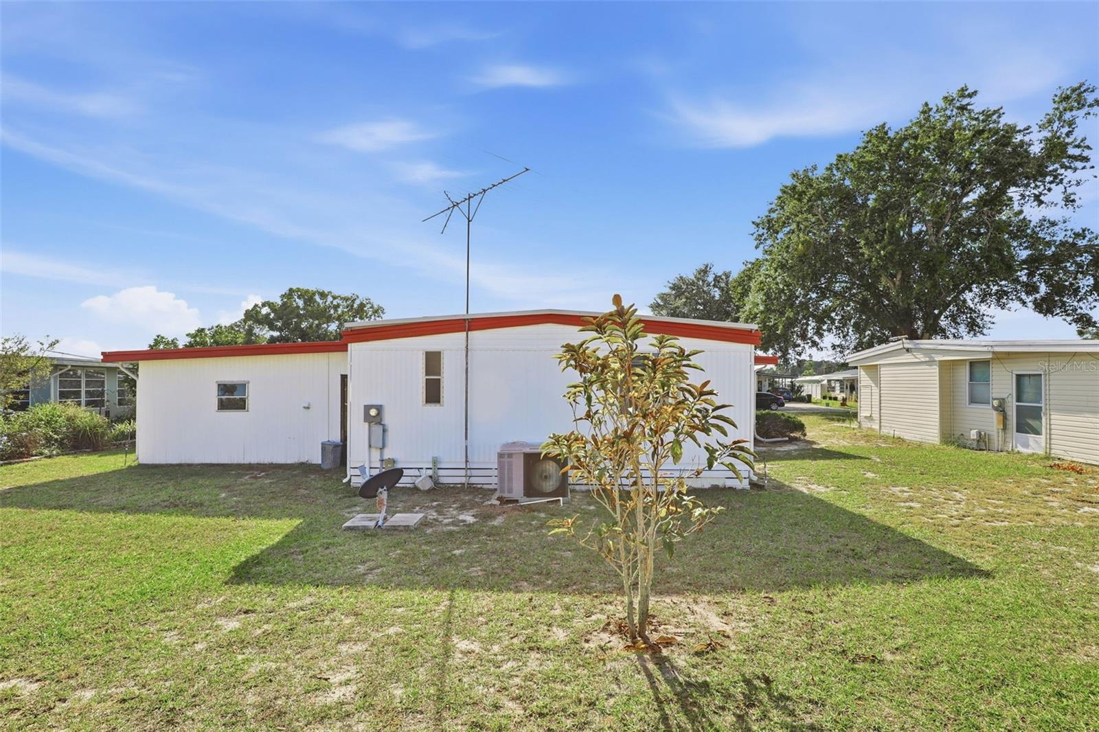 TAVARES LAKE FRANCES ESTATES - Residential