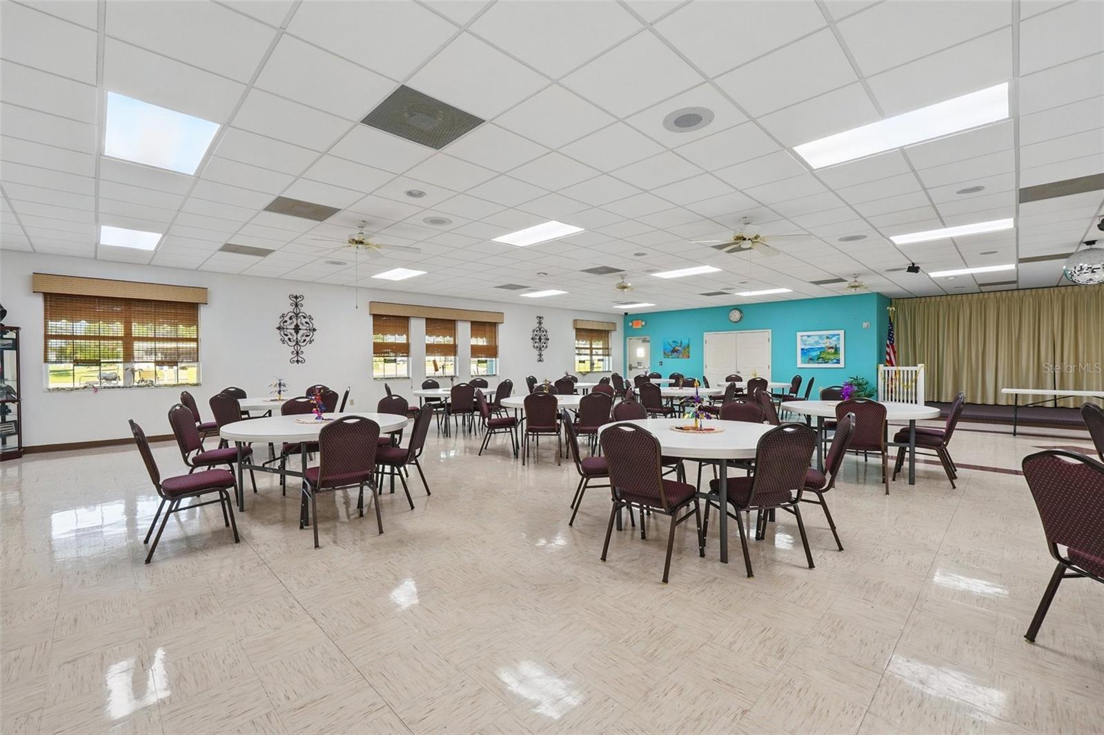 TAVARES LAKE FRANCES ESTATES - Residential