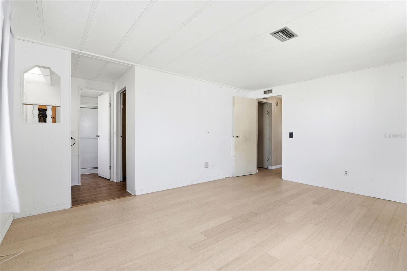 TAVARES LAKE FRANCES ESTATES - Residential