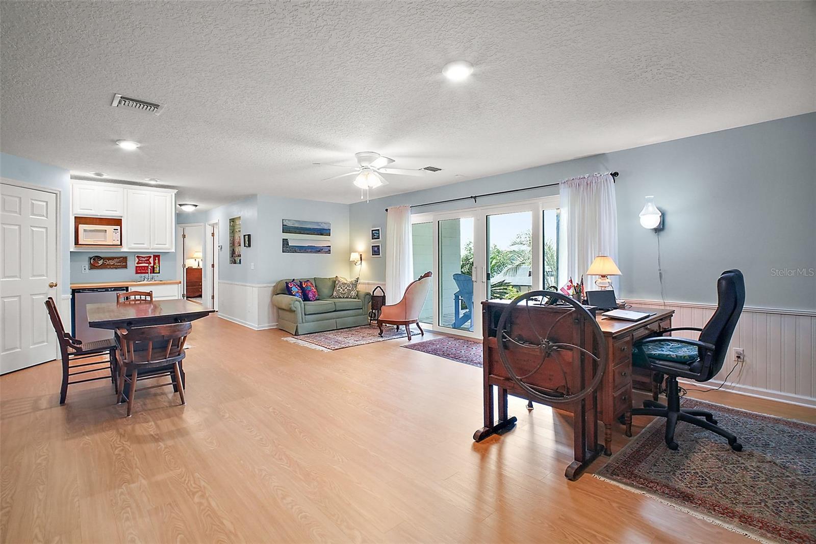 MOUNT DORA PINE CREST UNREC - Residential