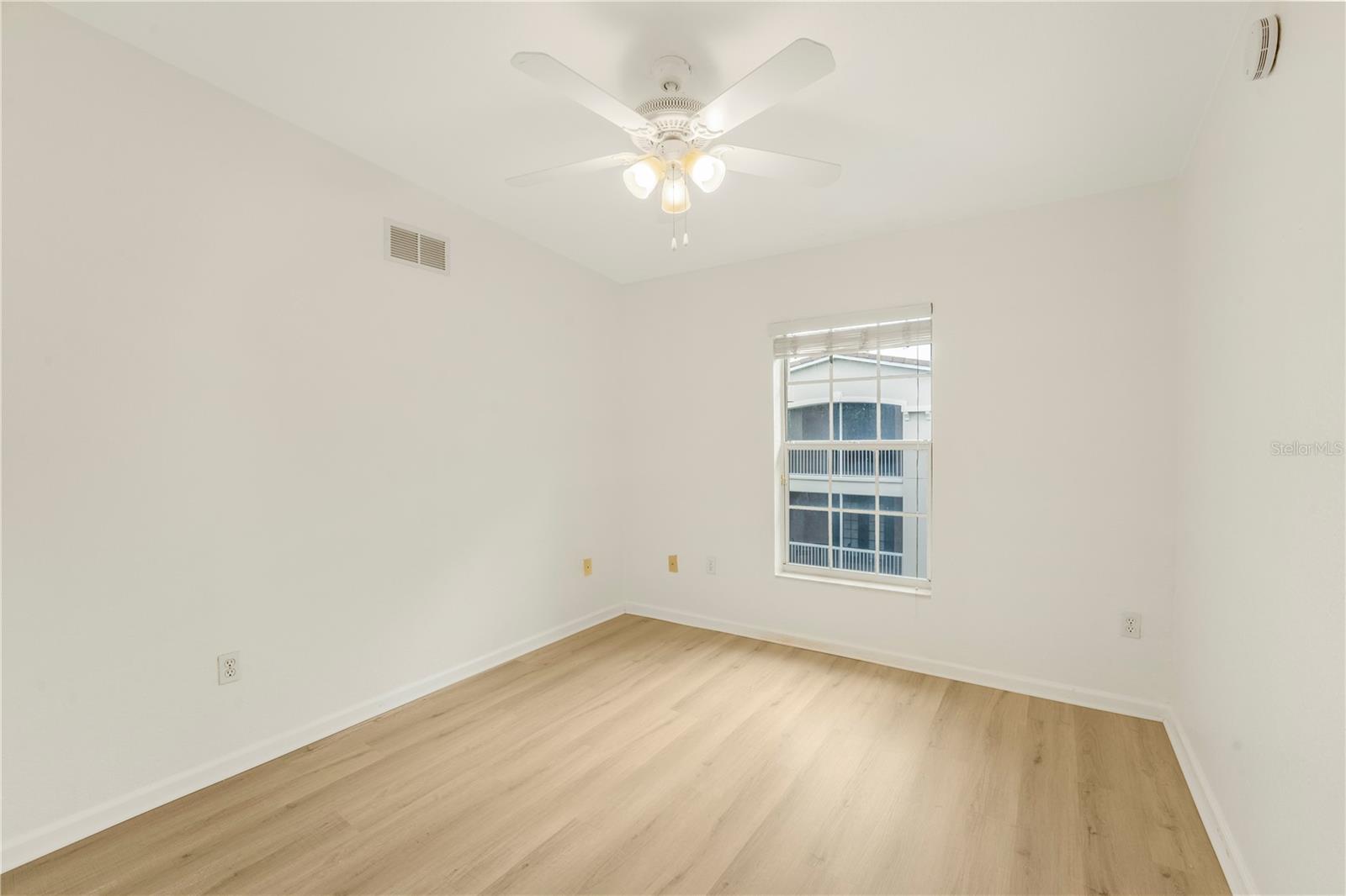 FLORA RIDGE CONDO PH 1 BLDG 1 - Residential