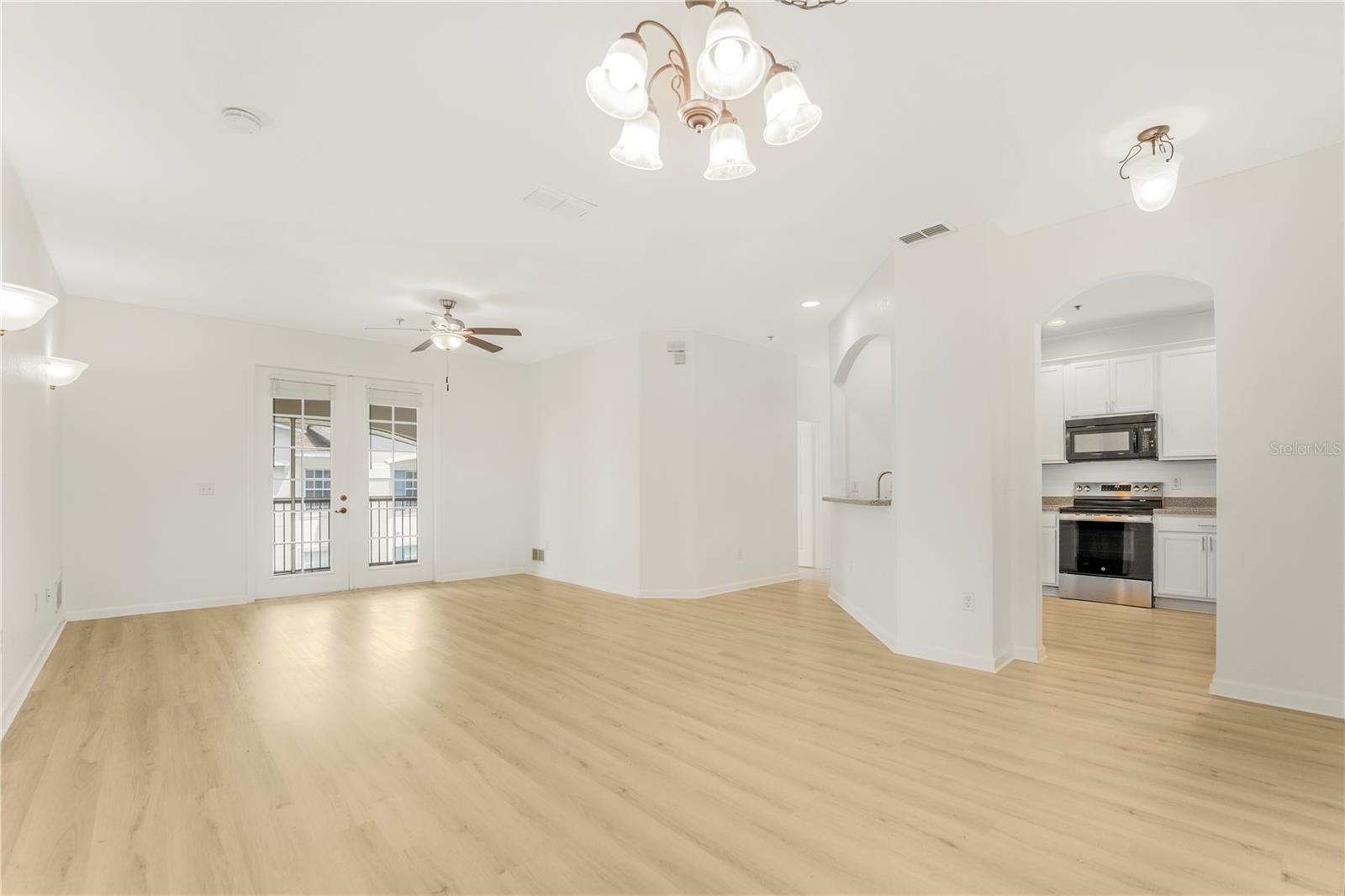 FLORA RIDGE CONDO PH 1 BLDG 1 - Residential