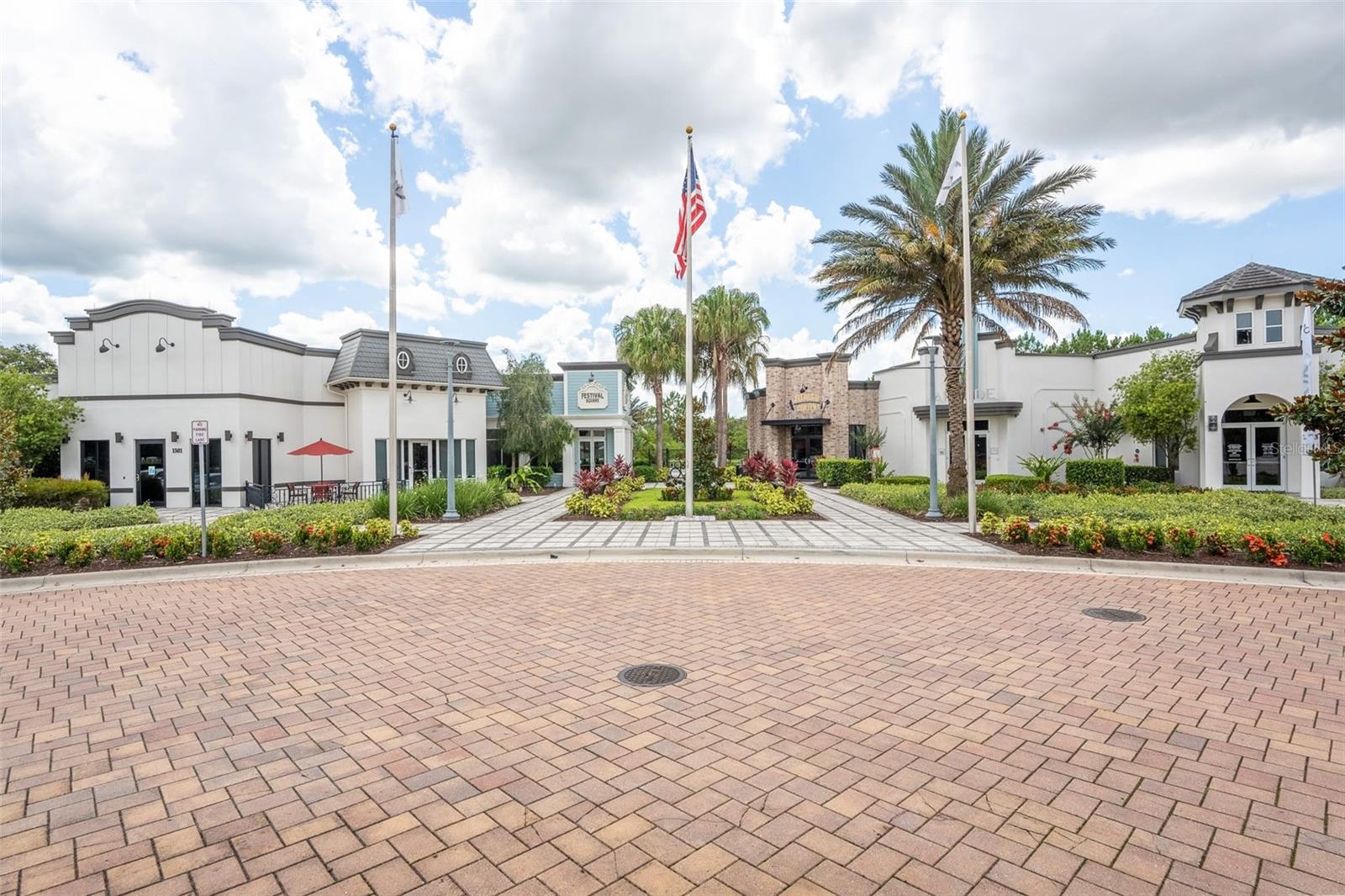 1038 PLANTATION LANE