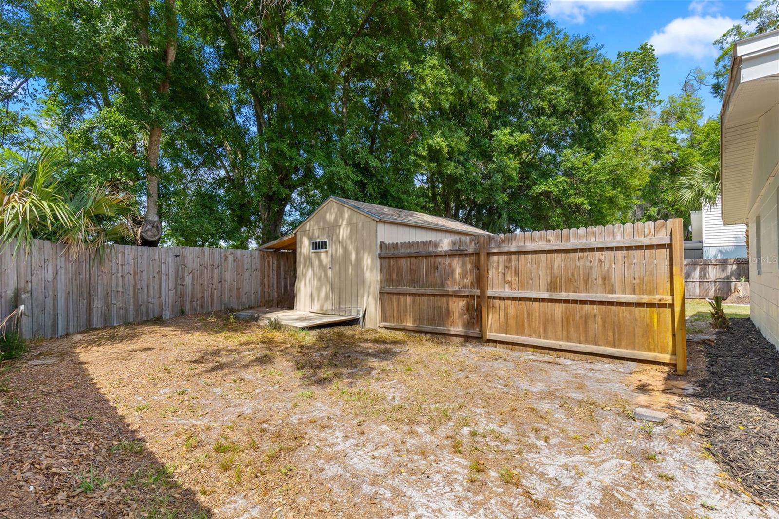 TAMPA DOWNS HEIGHTS - Residential