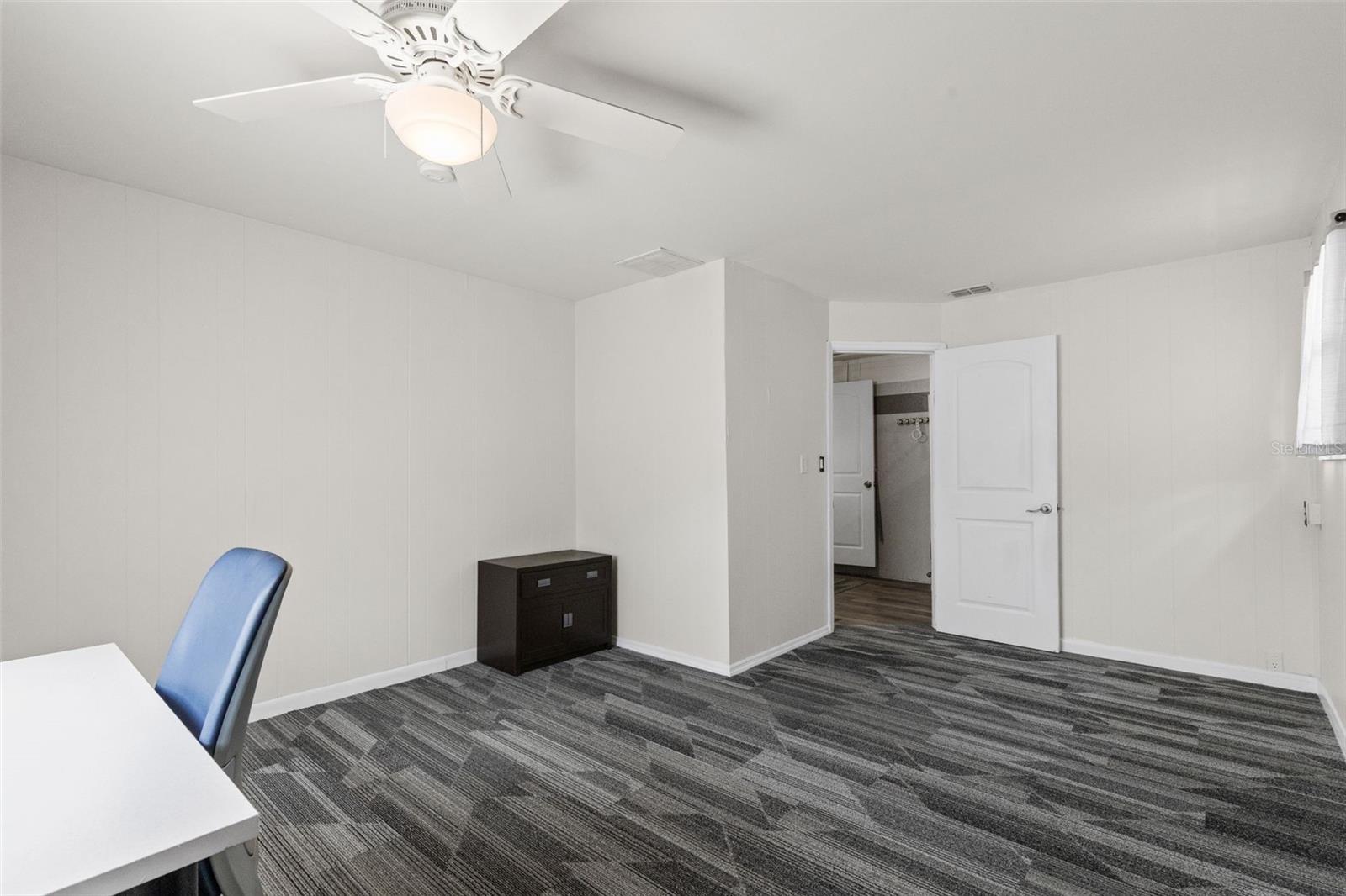 TAMPA DOWNS HEIGHTS - Residential