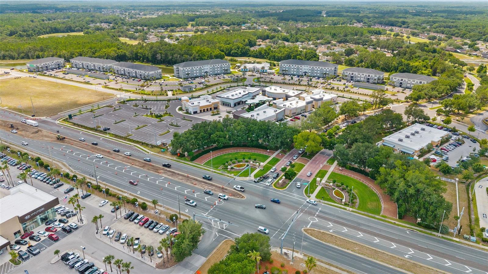 TAMPA DOWNS HEIGHTS - Residential