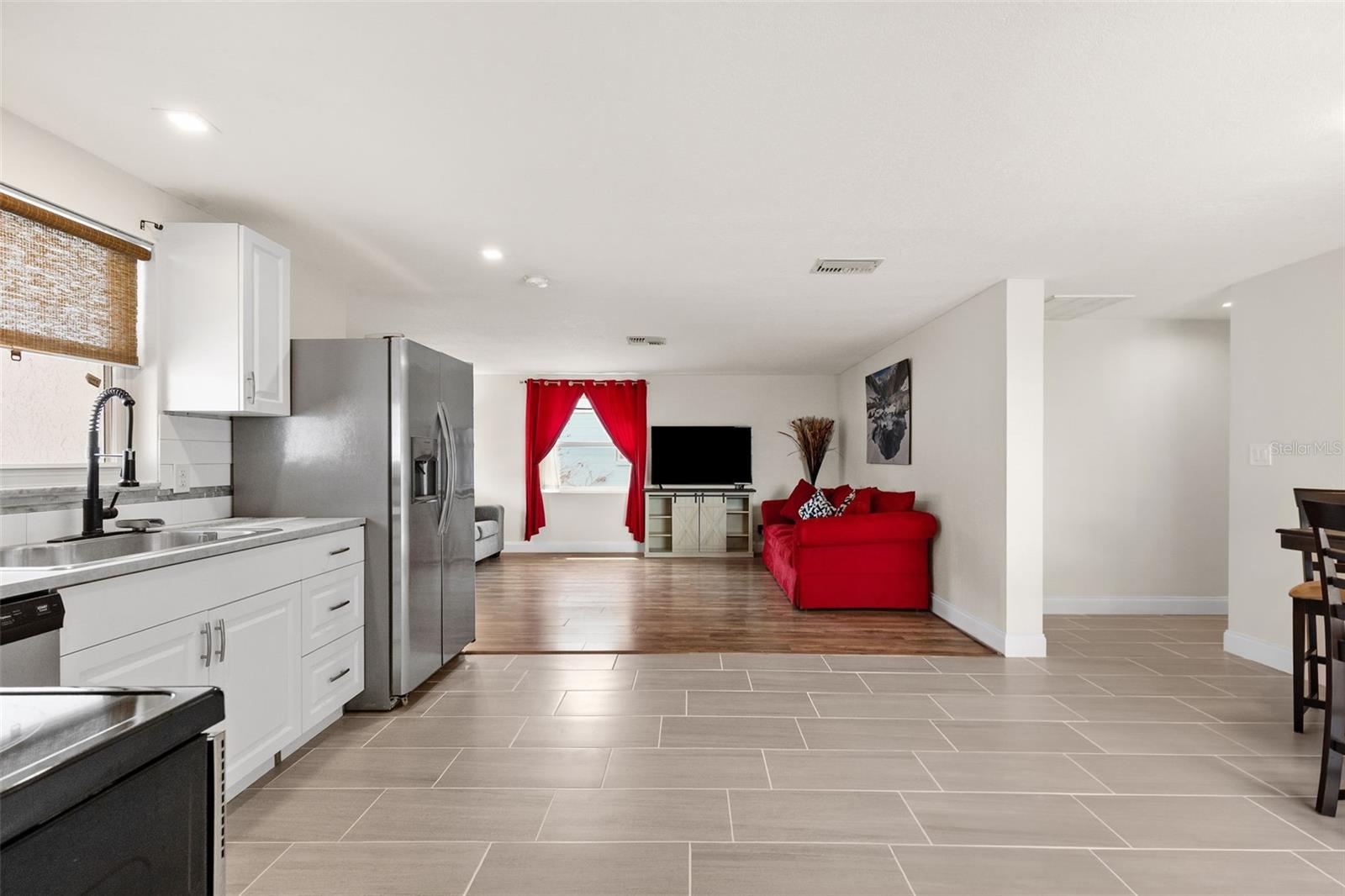 TAMPA DOWNS HEIGHTS - Residential