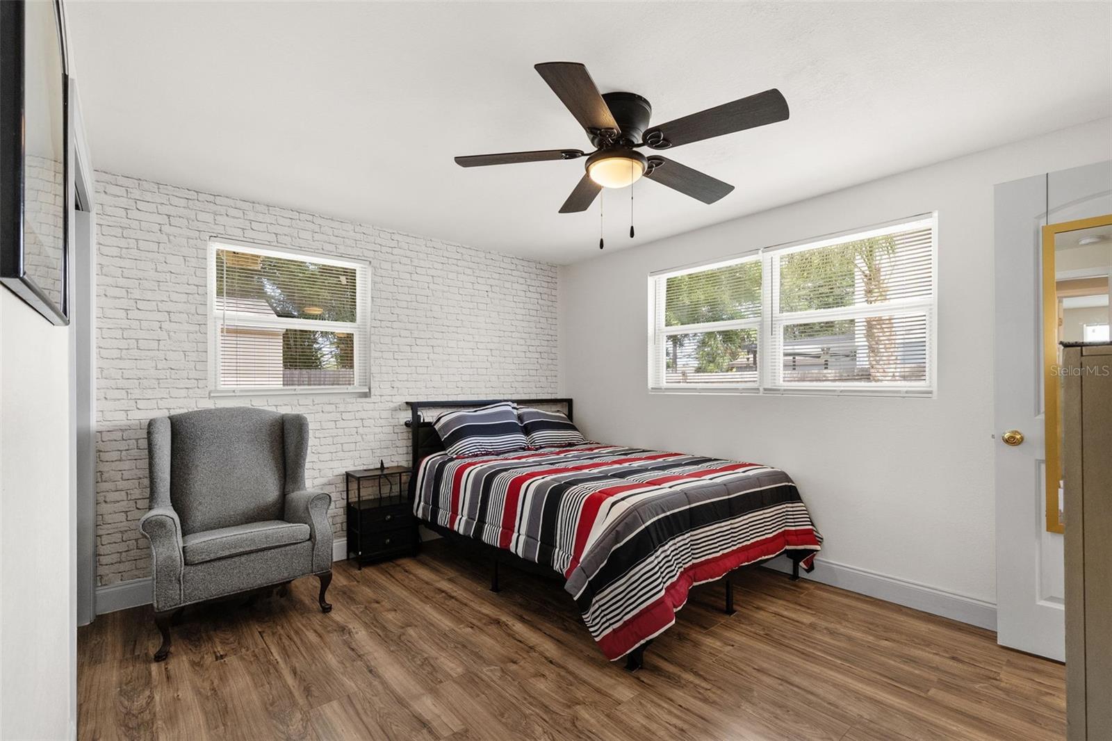TAMPA DOWNS HEIGHTS - Residential