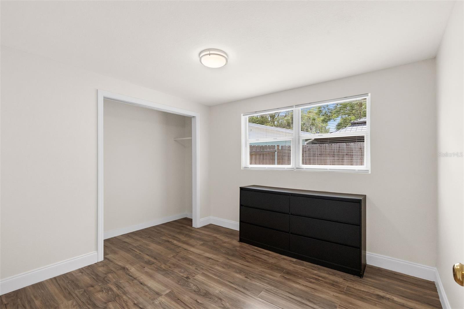 TAMPA DOWNS HEIGHTS - Residential