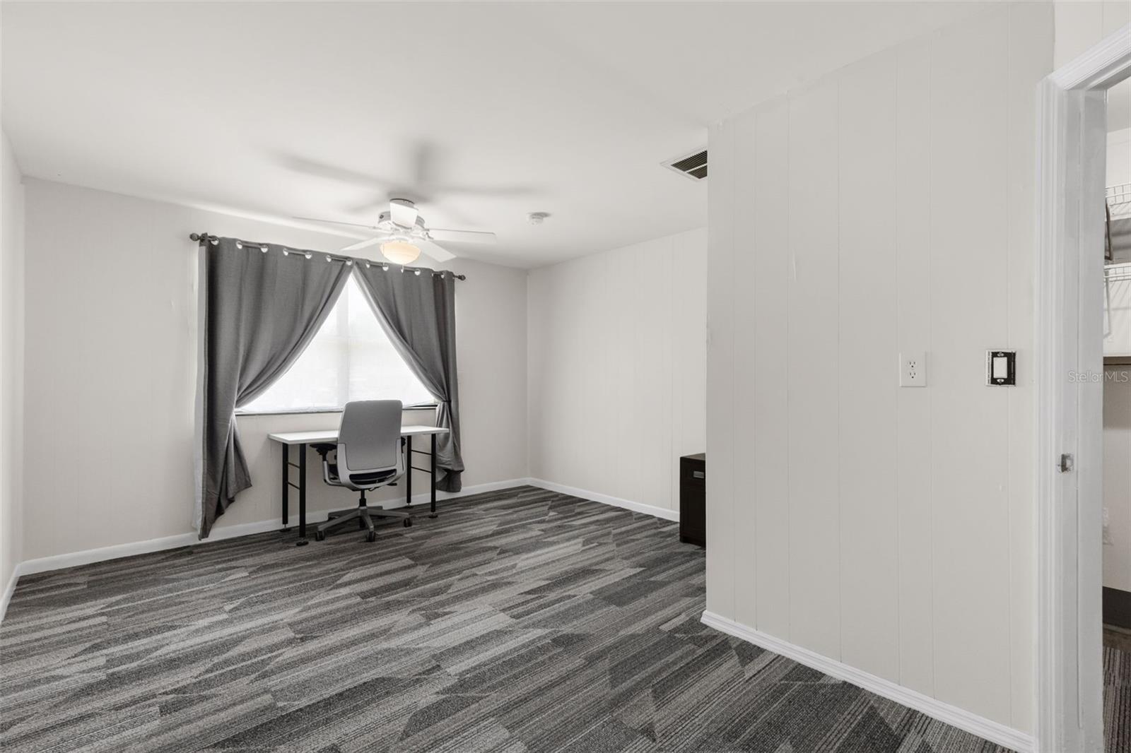 TAMPA DOWNS HEIGHTS - Residential