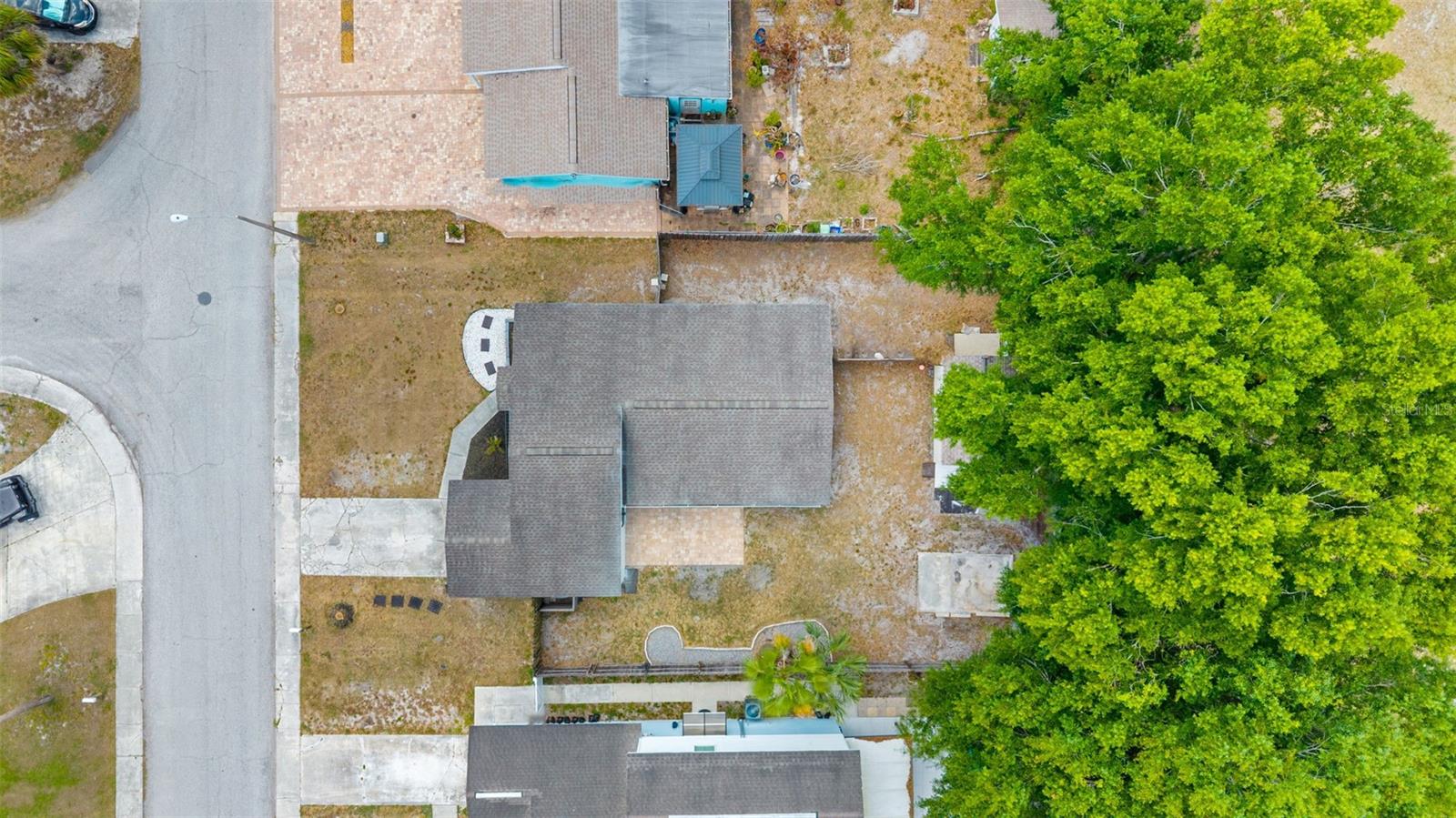 TAMPA DOWNS HEIGHTS - Residential